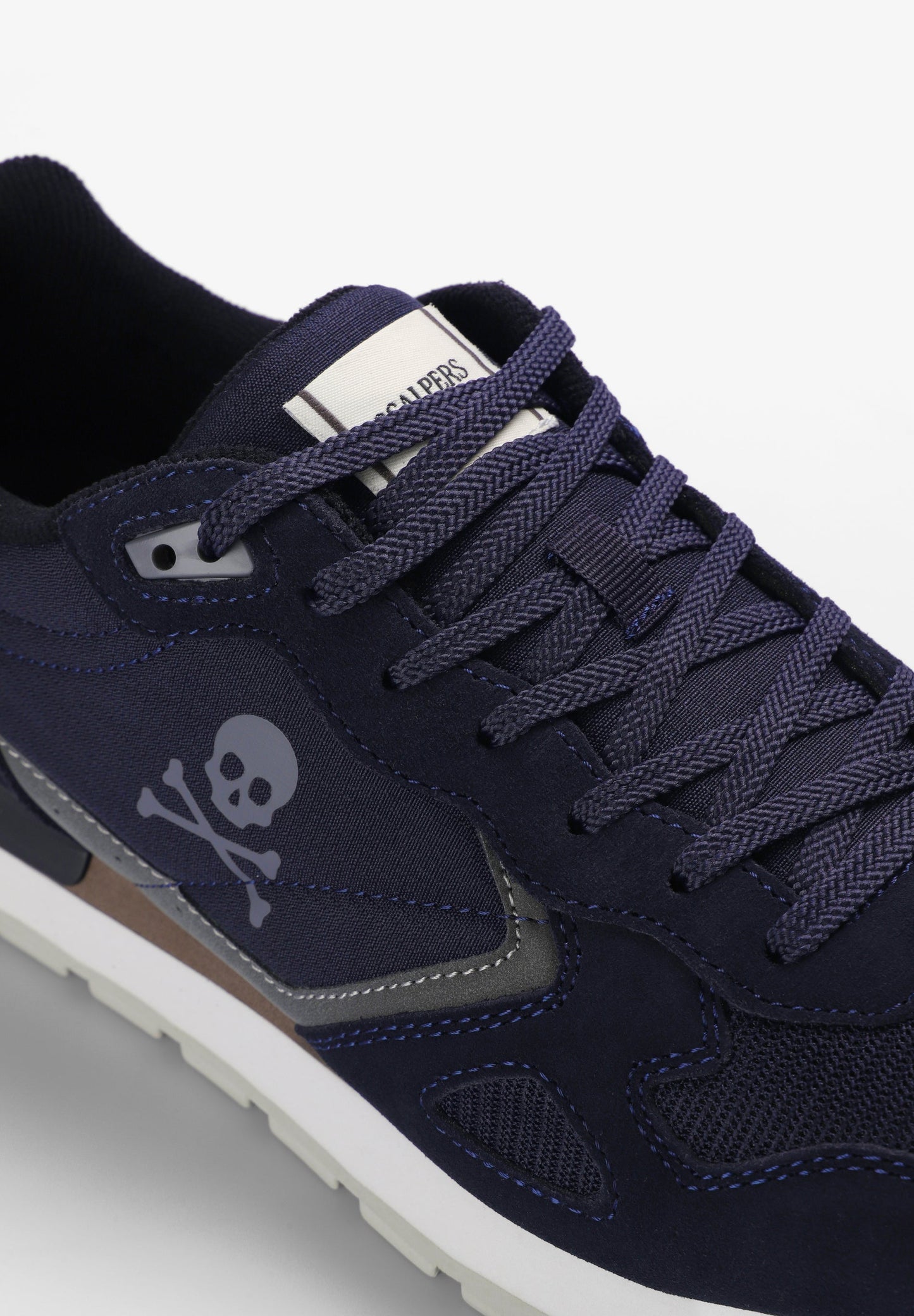 LEATHER SKULL SNEAKERS