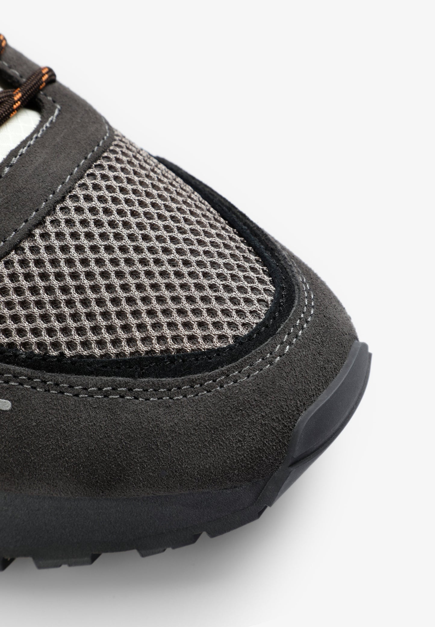 SNEAKERS WITH SIDE SKULL