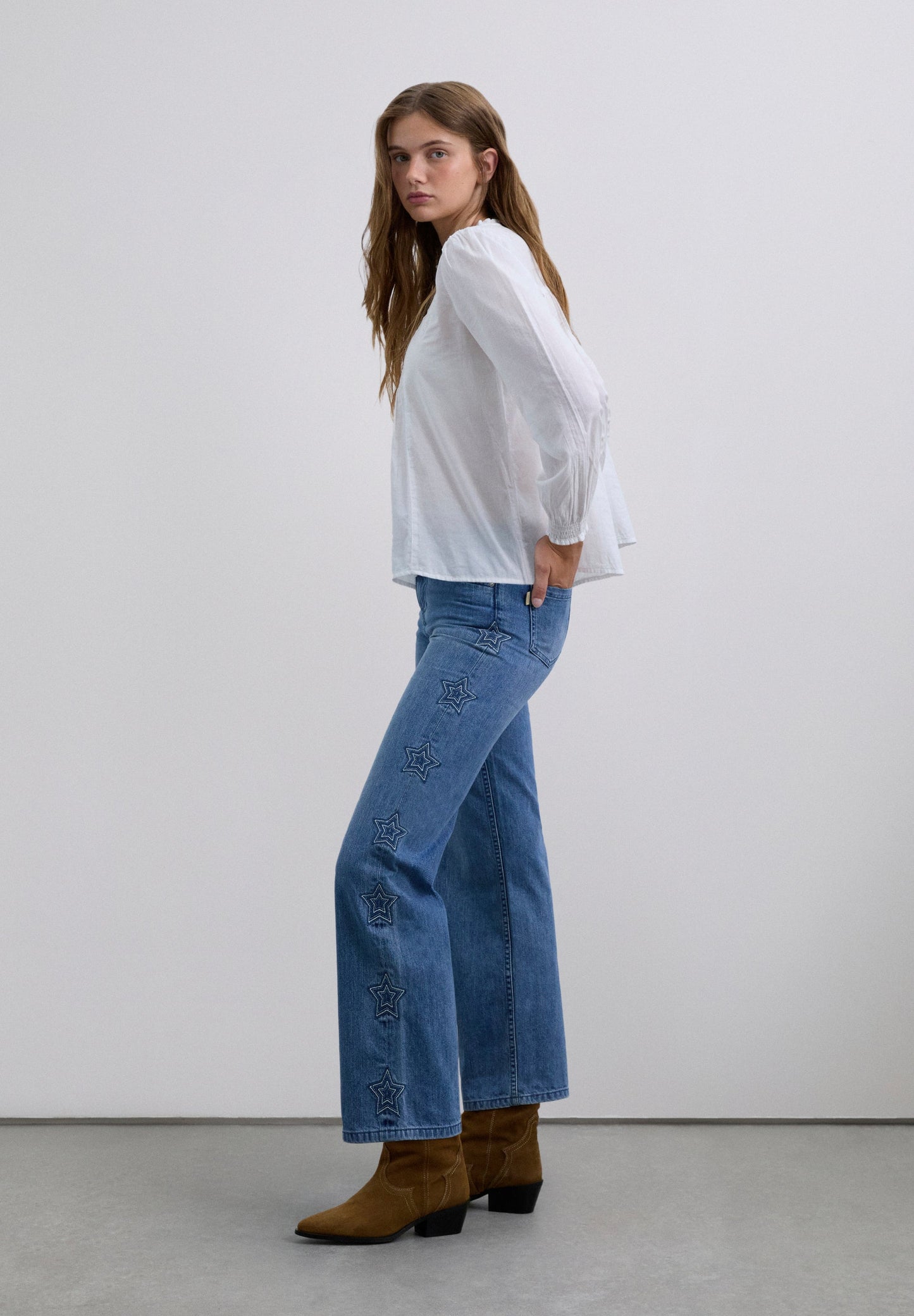WIDE LEG TROUSERS WITH EMBROIDERED STARS