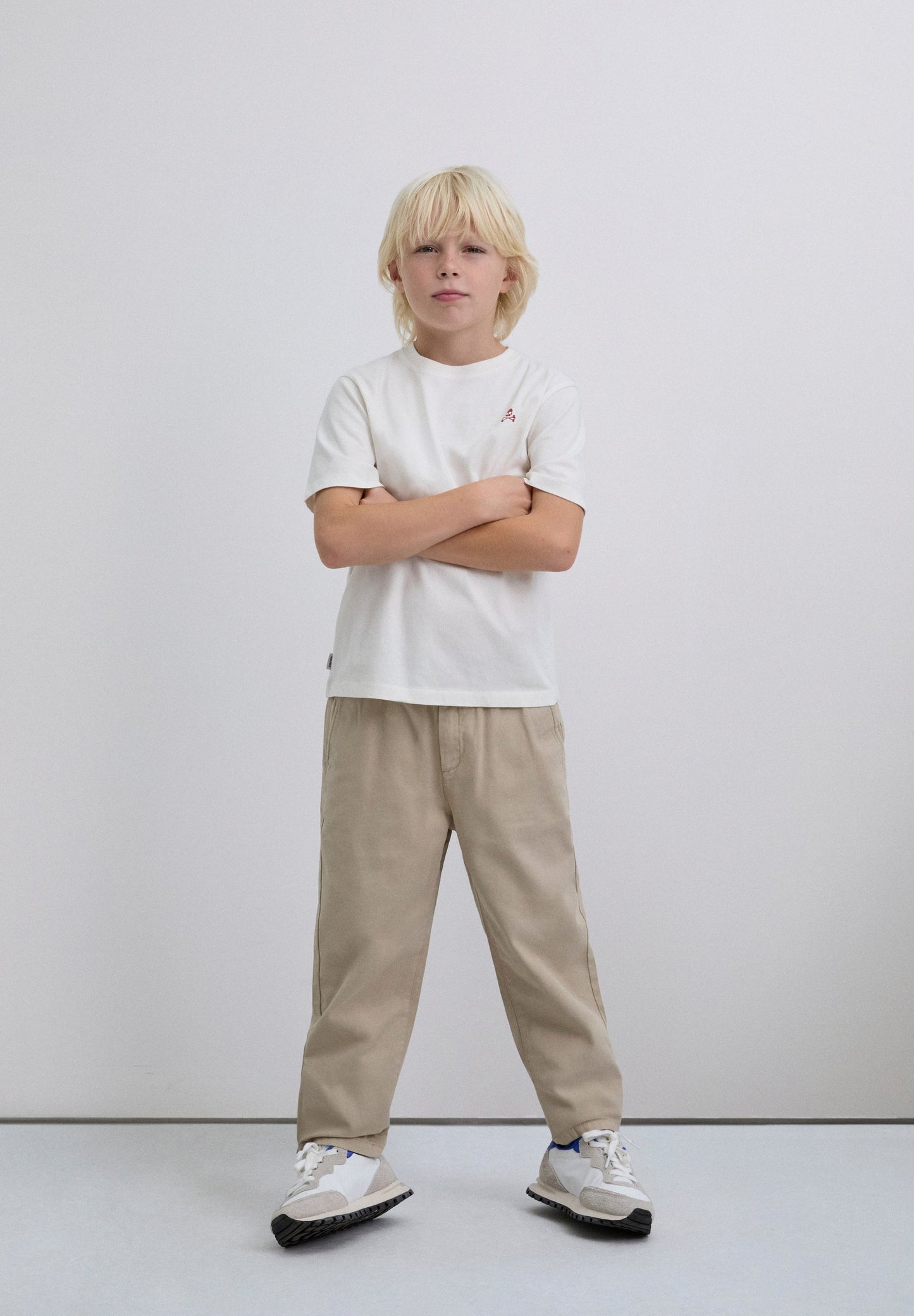 CHINO TROUSERS