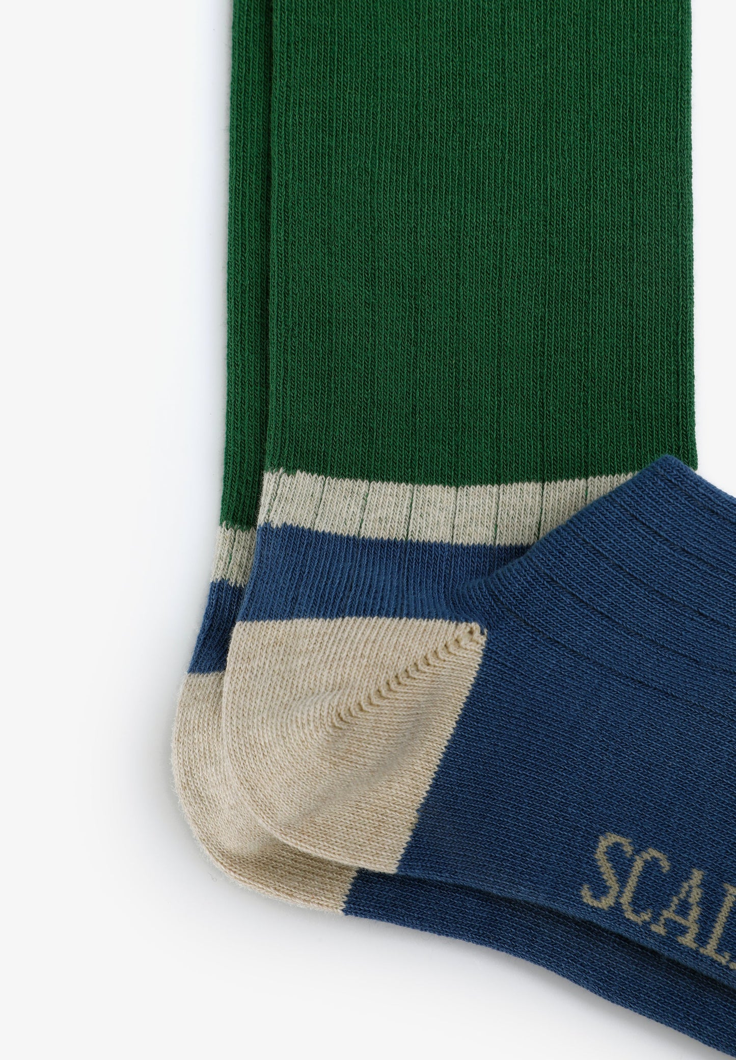 THREE-TONE SKULL SOCKS