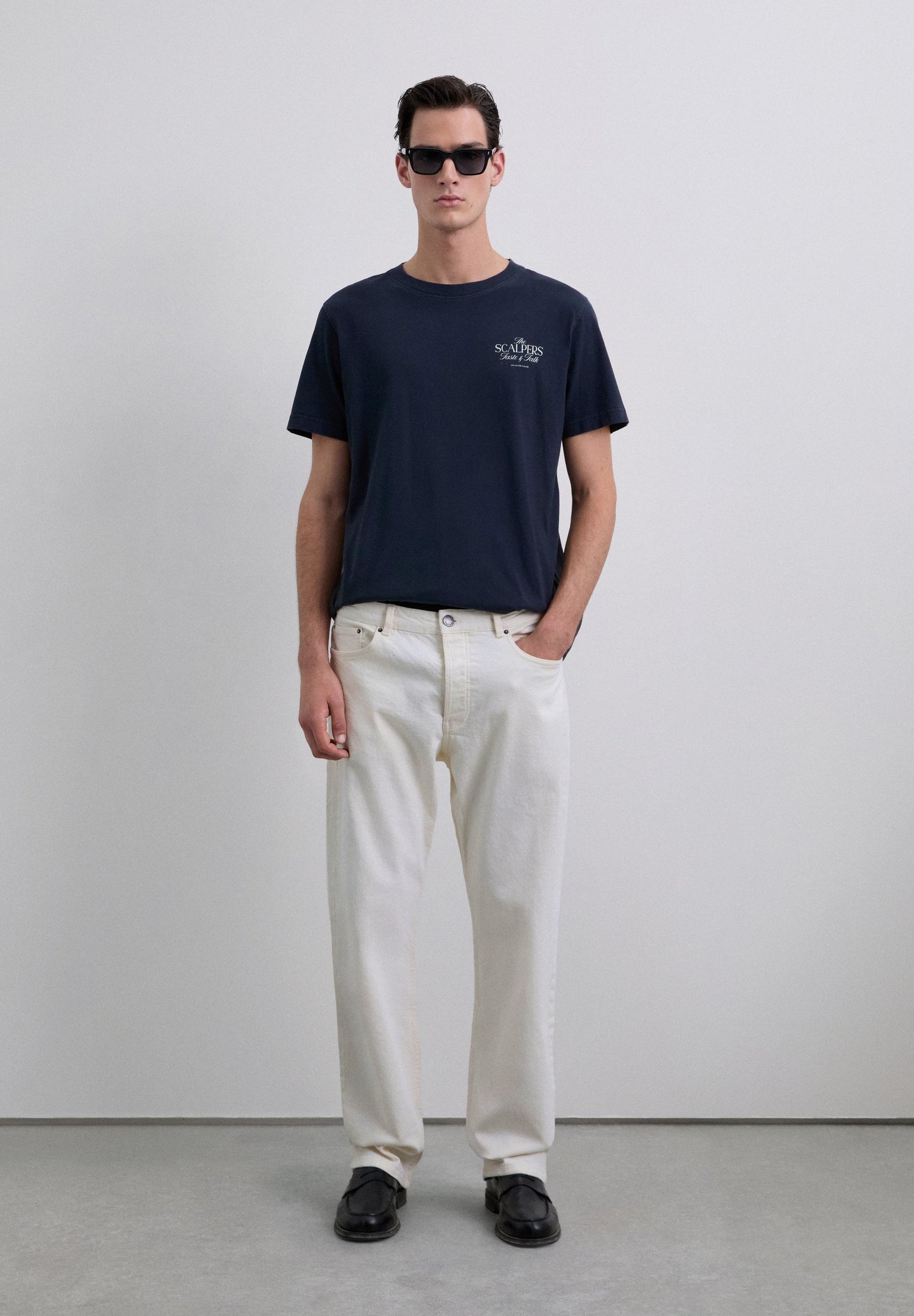 T-SHIRT WITH LOGO PRINT