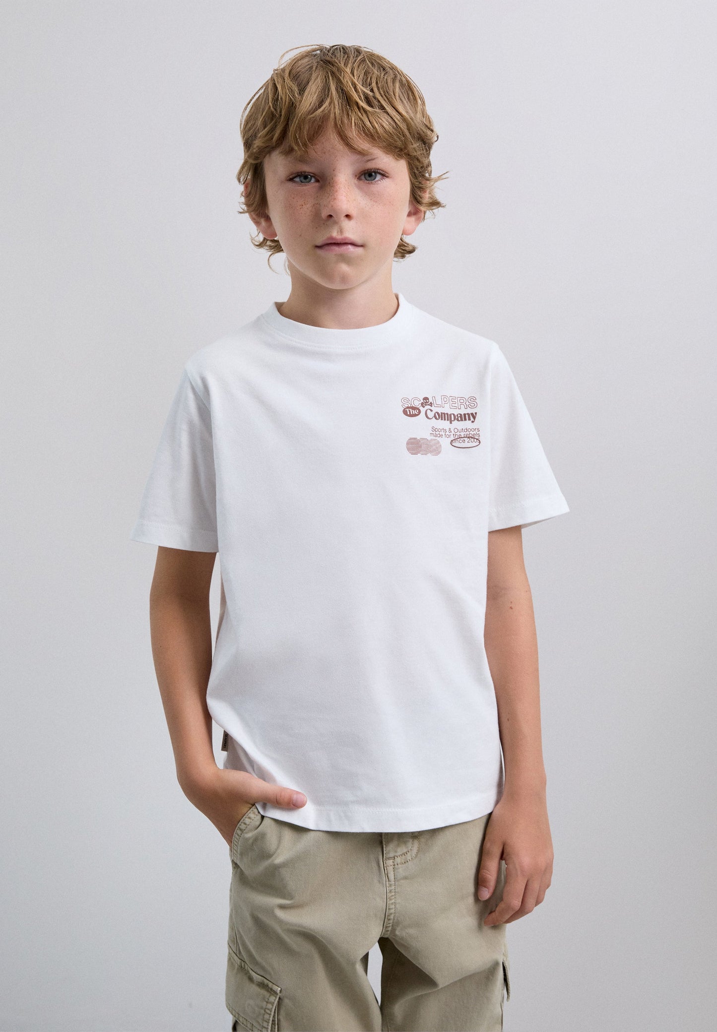 T-SHIRT WITH LOGO PRINT