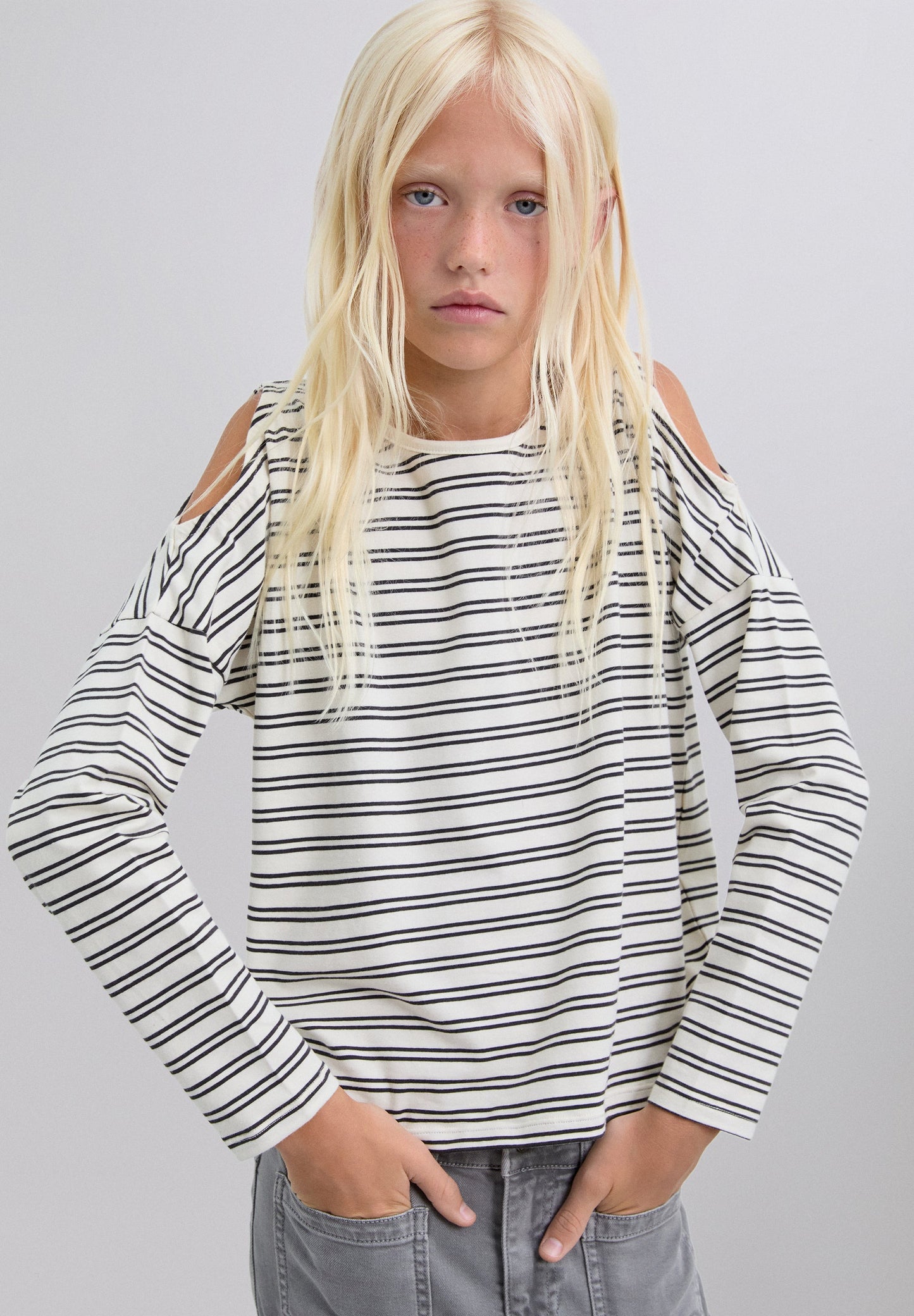 SKULL AND STRIPES T-SHIRT