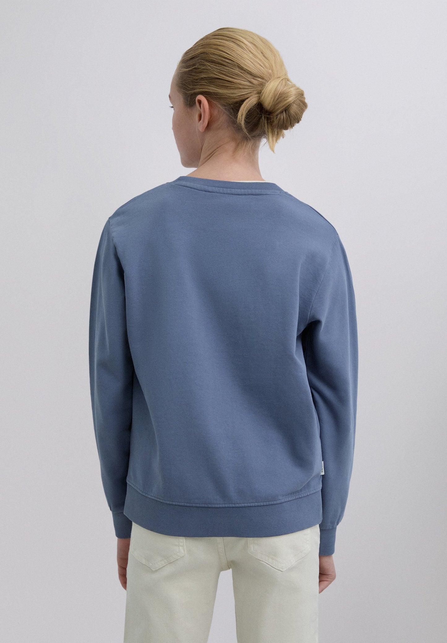 FLORAL PRINT SWEATSHIRT