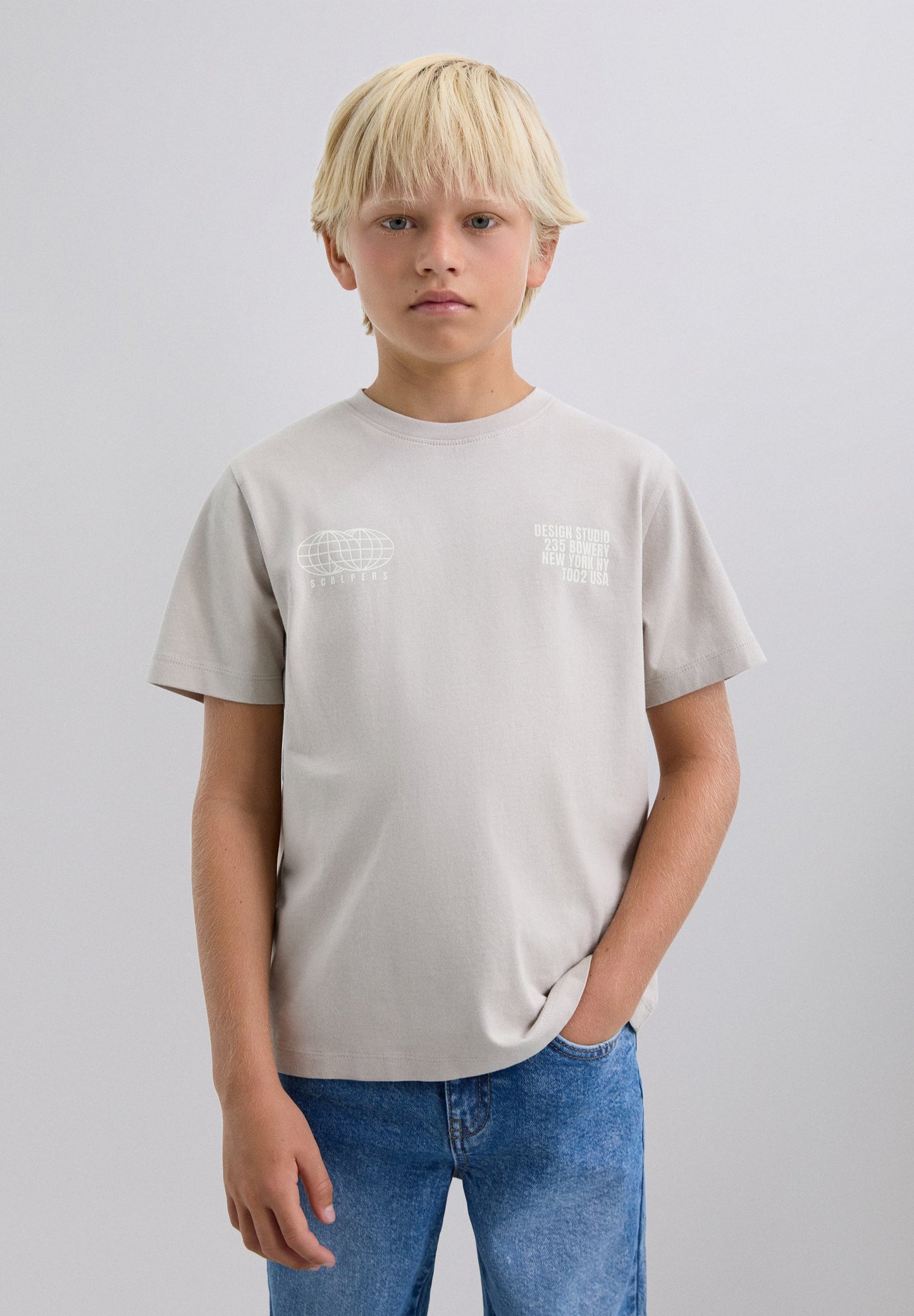 OFF LIMITS PRINT T-SHIRT