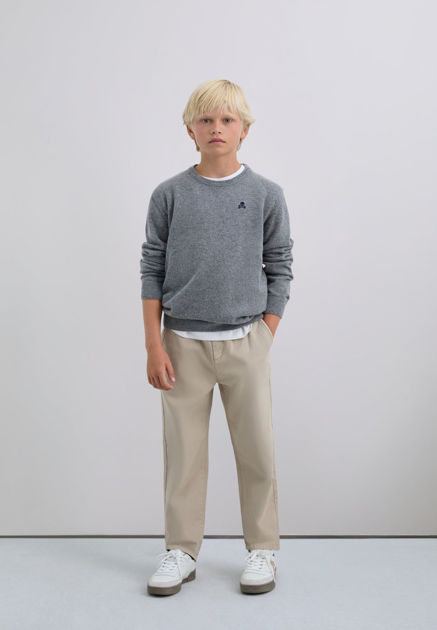 WOOL SWEATER WITH SKULL