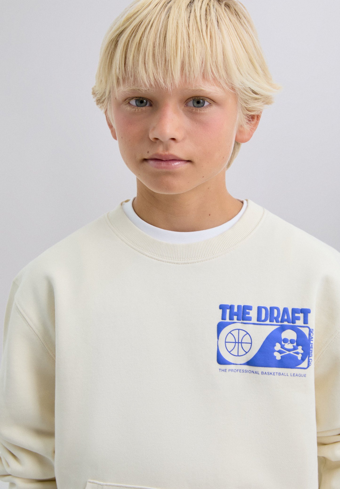 BASKETBALL PRINT SWEATSHIRT