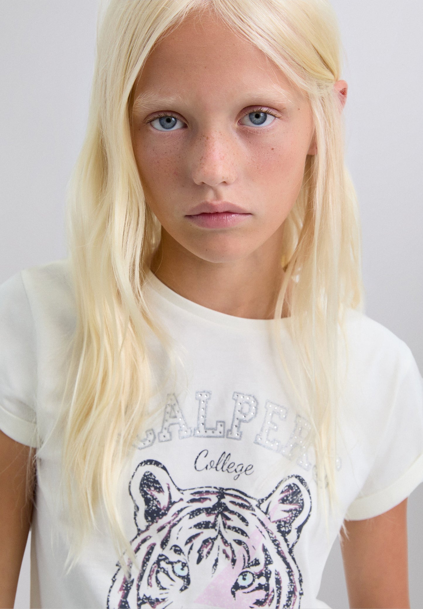 PRINTED RHINESTONE T-SHIRT