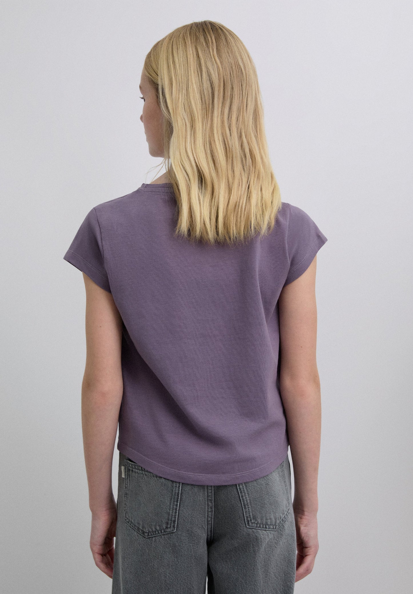 T-SHIRT WITH RHINESTONE SKULL