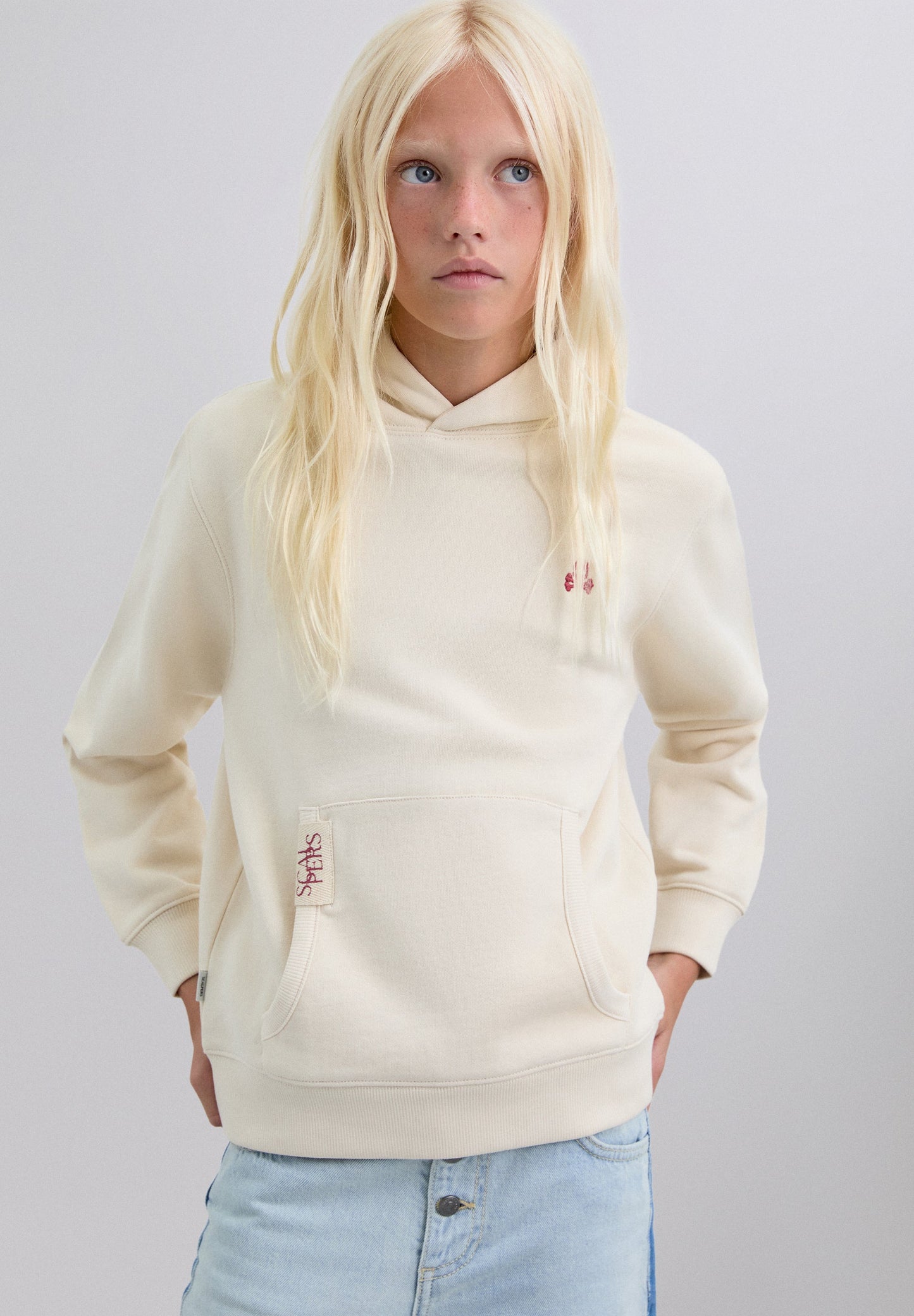 HOODIE WITH EMBROIDERED SKULL