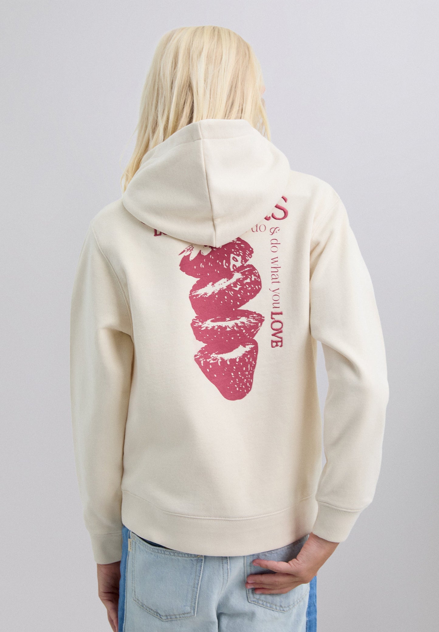 HOODIE WITH EMBROIDERED SKULL