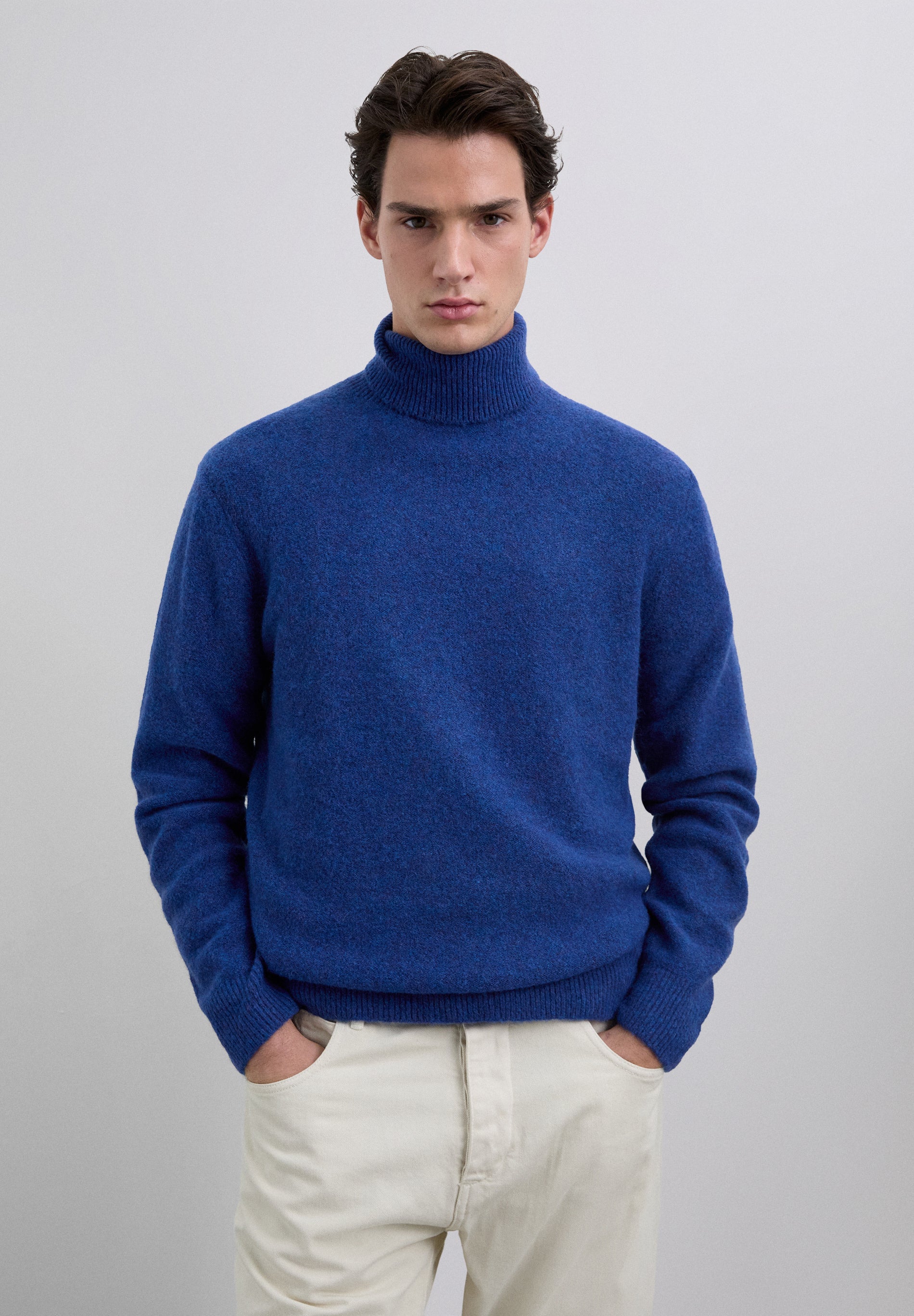 ROLL NECK WOOL SWEATER