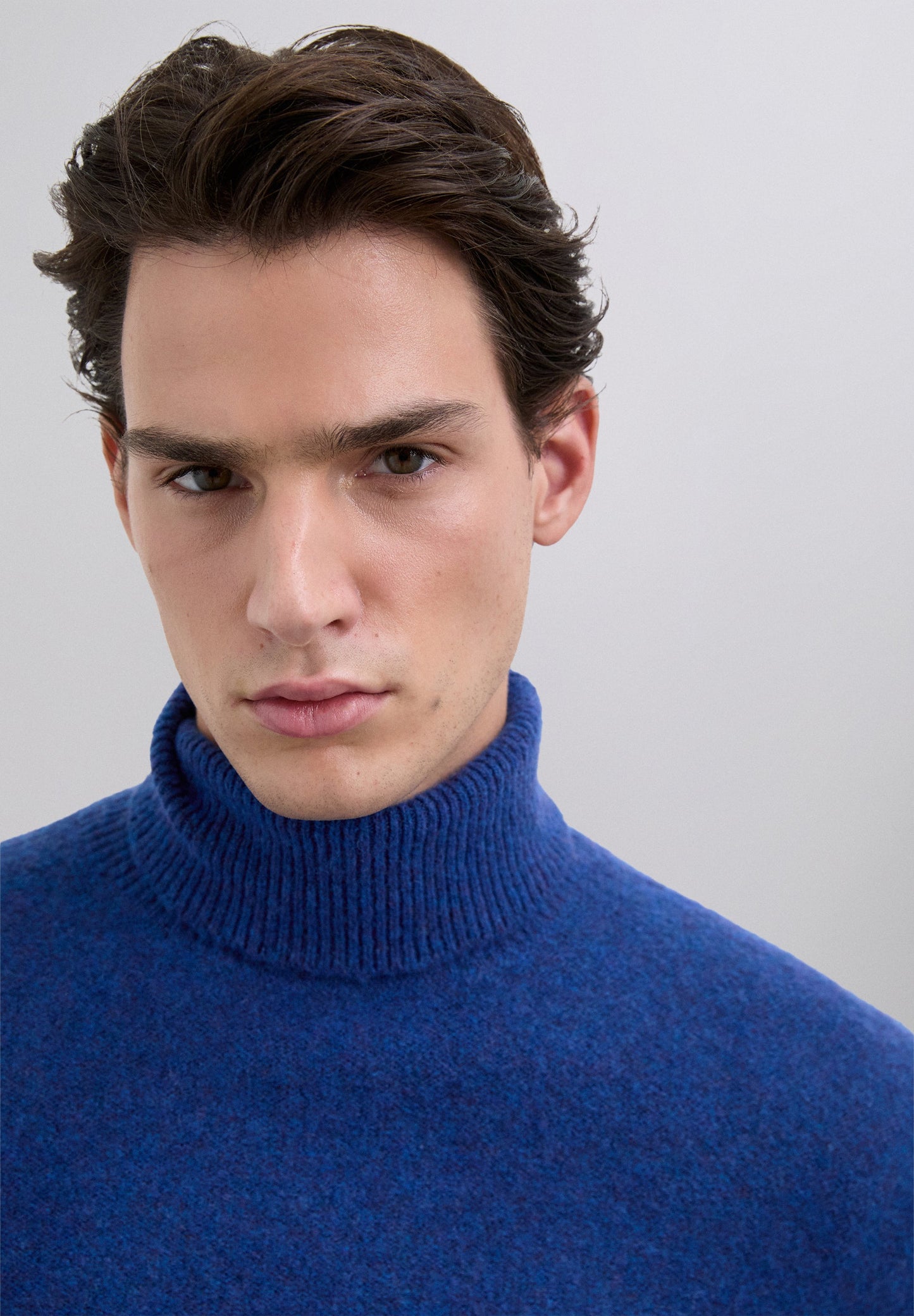 ROLL NECK WOOL SWEATER