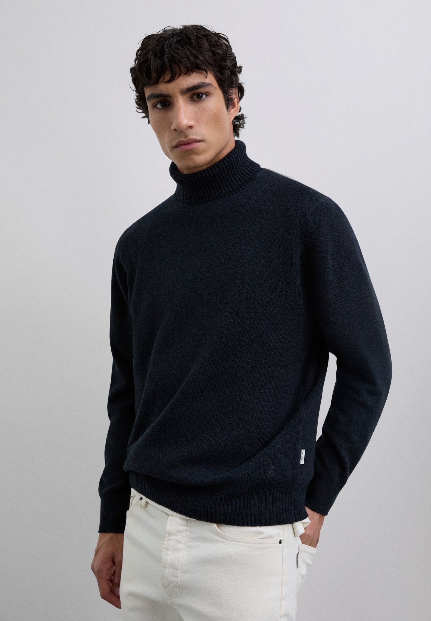 HIGH NECK WOOL SWEATER