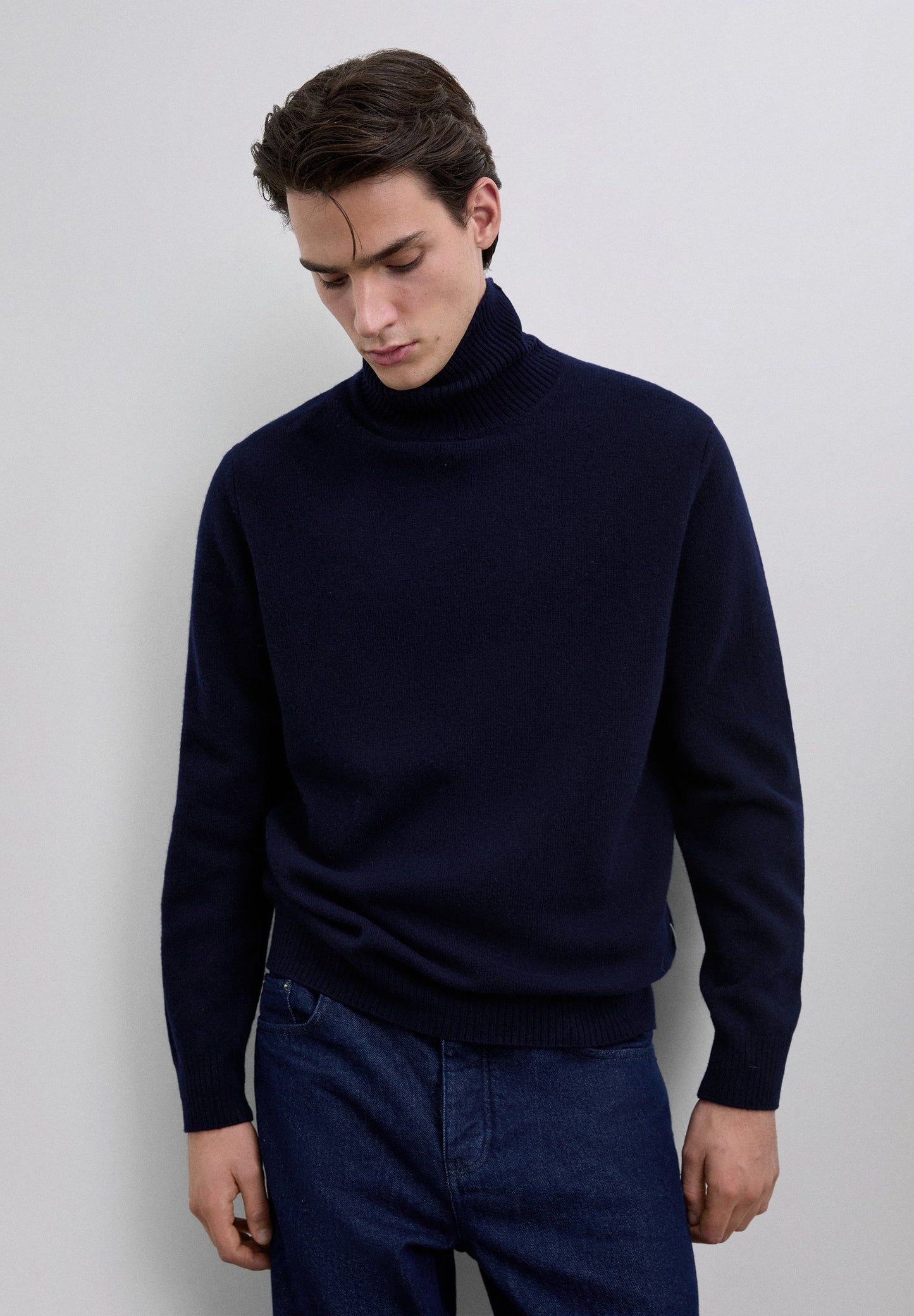 HIGH NECK WOOL SWEATER