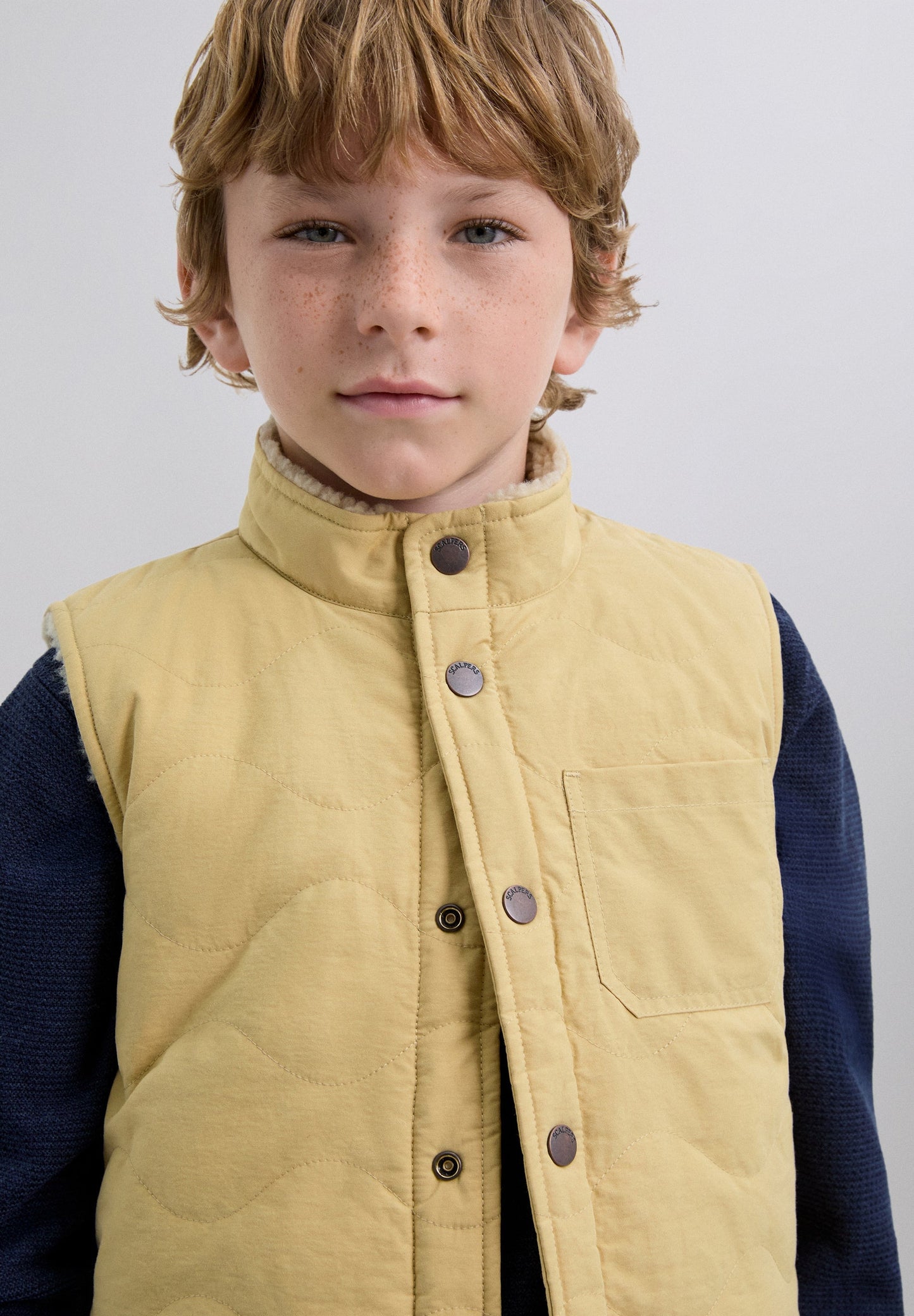 PUFFER GILET WITH POCKET