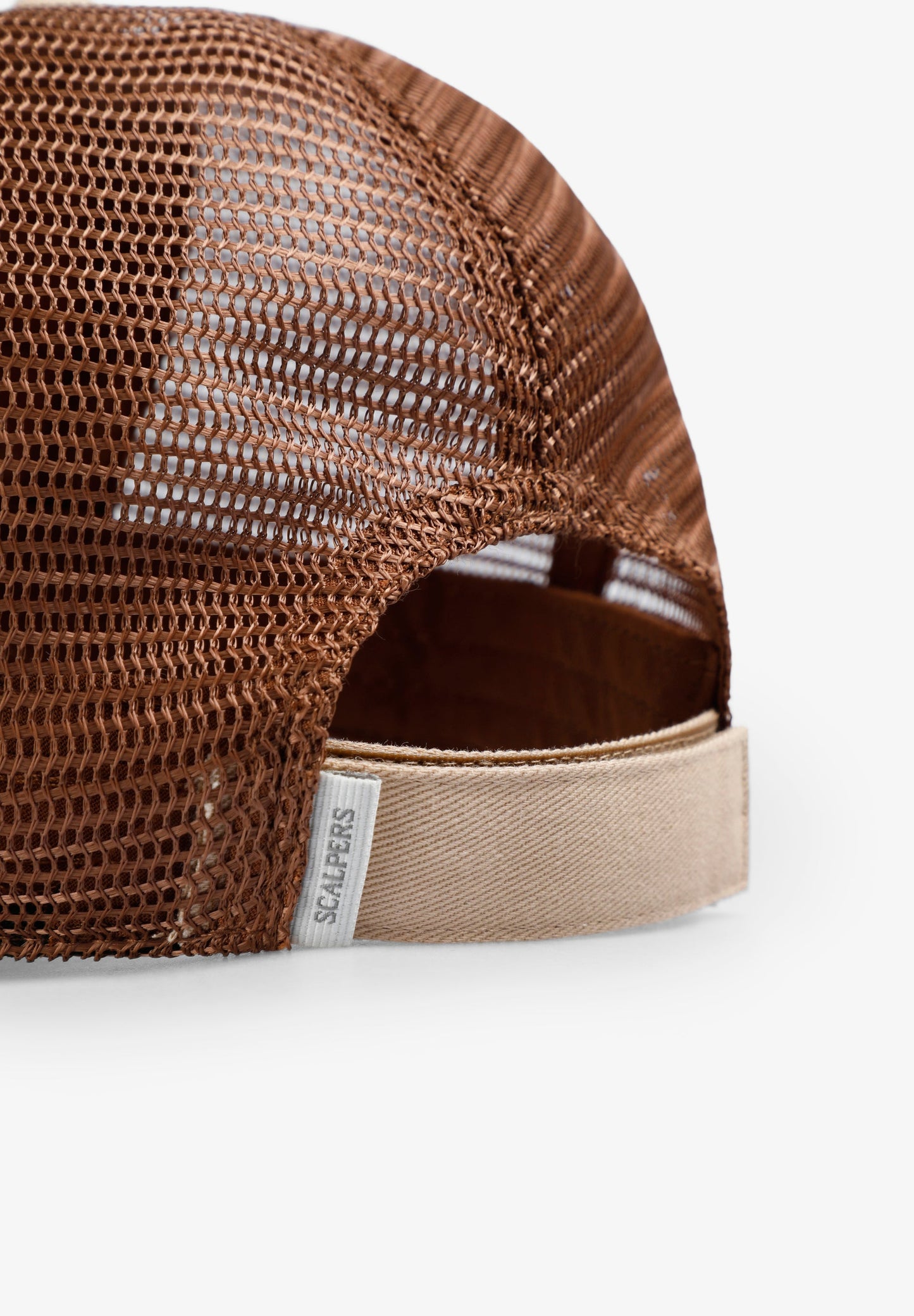 EMBROIDERED TRUCKER CAP