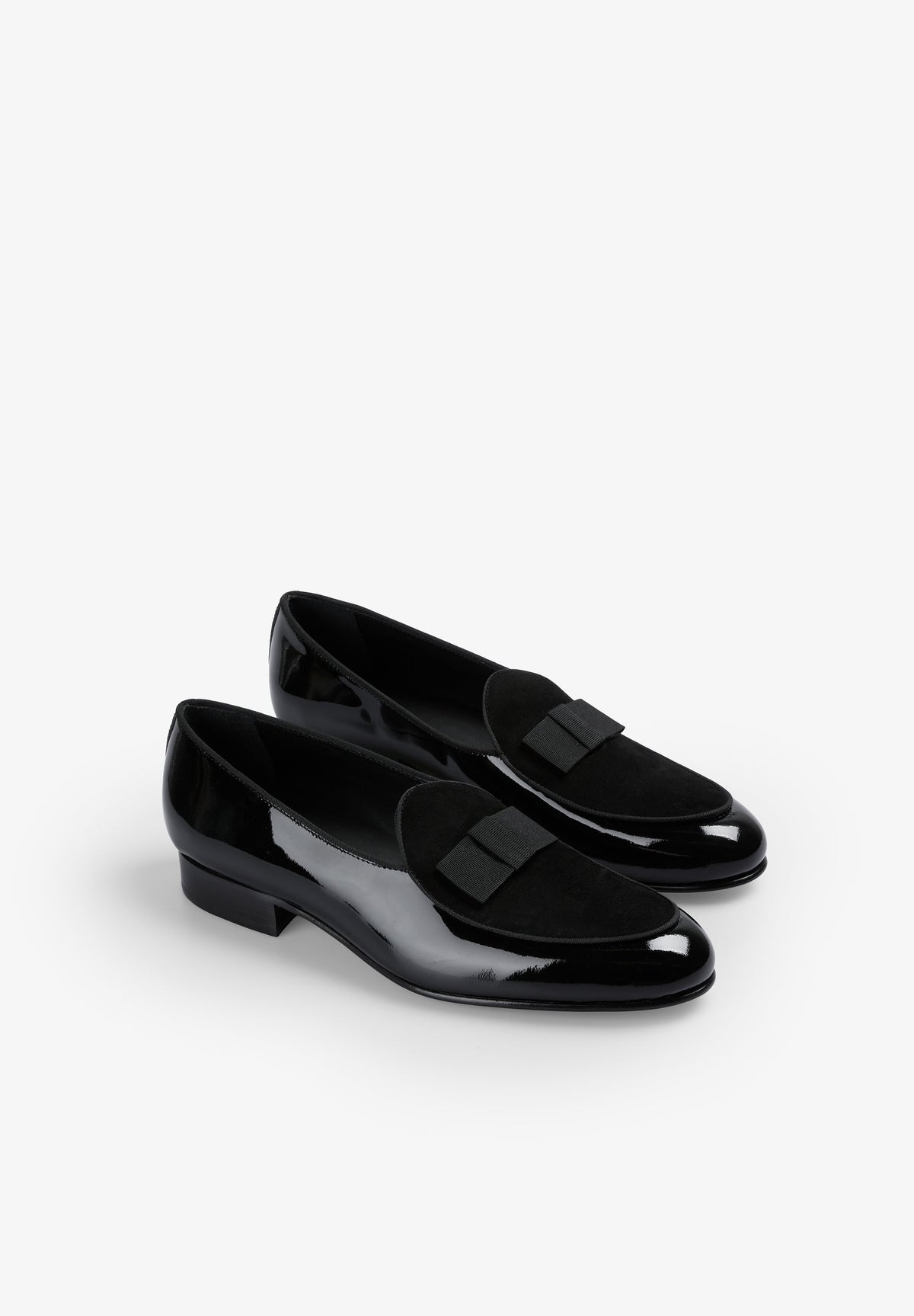 LEATHER LOAFER WITH UPPER DETAIL