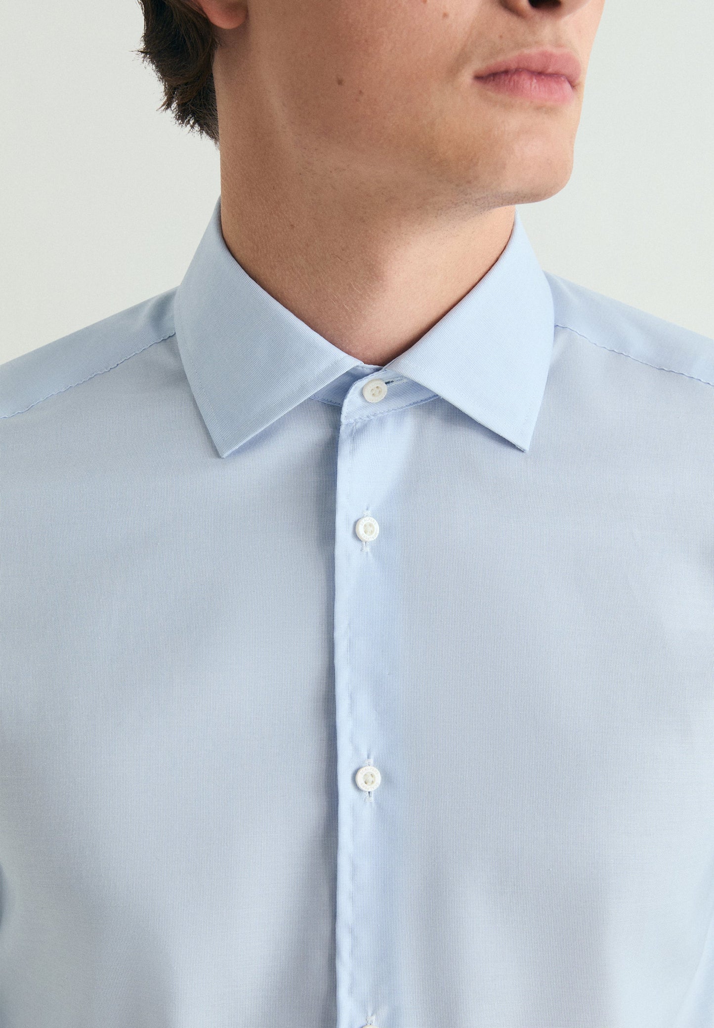 PREMIUM ANTI-WRINKLE DRESS SHIRT