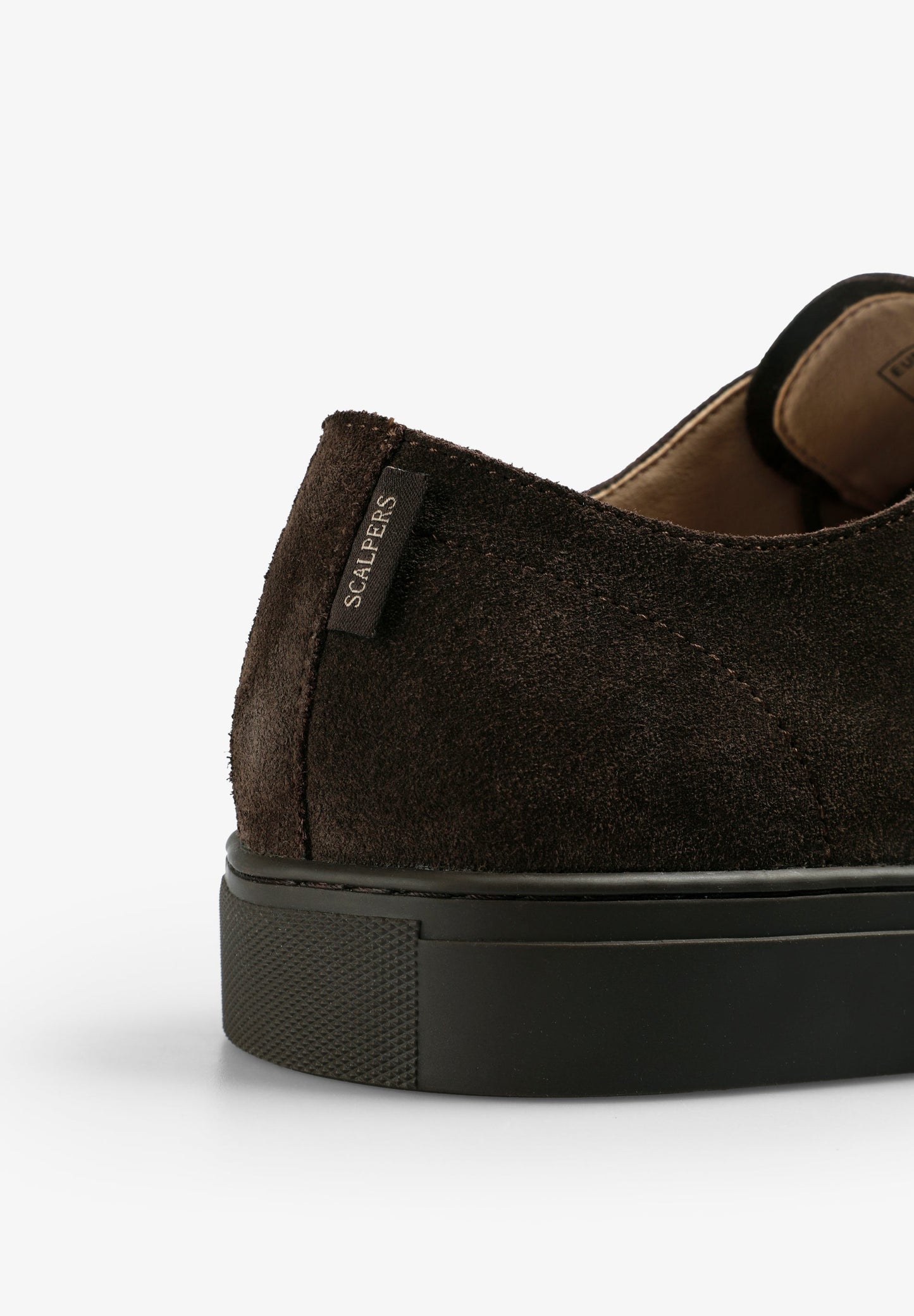 CASUAL SUEDE SNEAKERS
