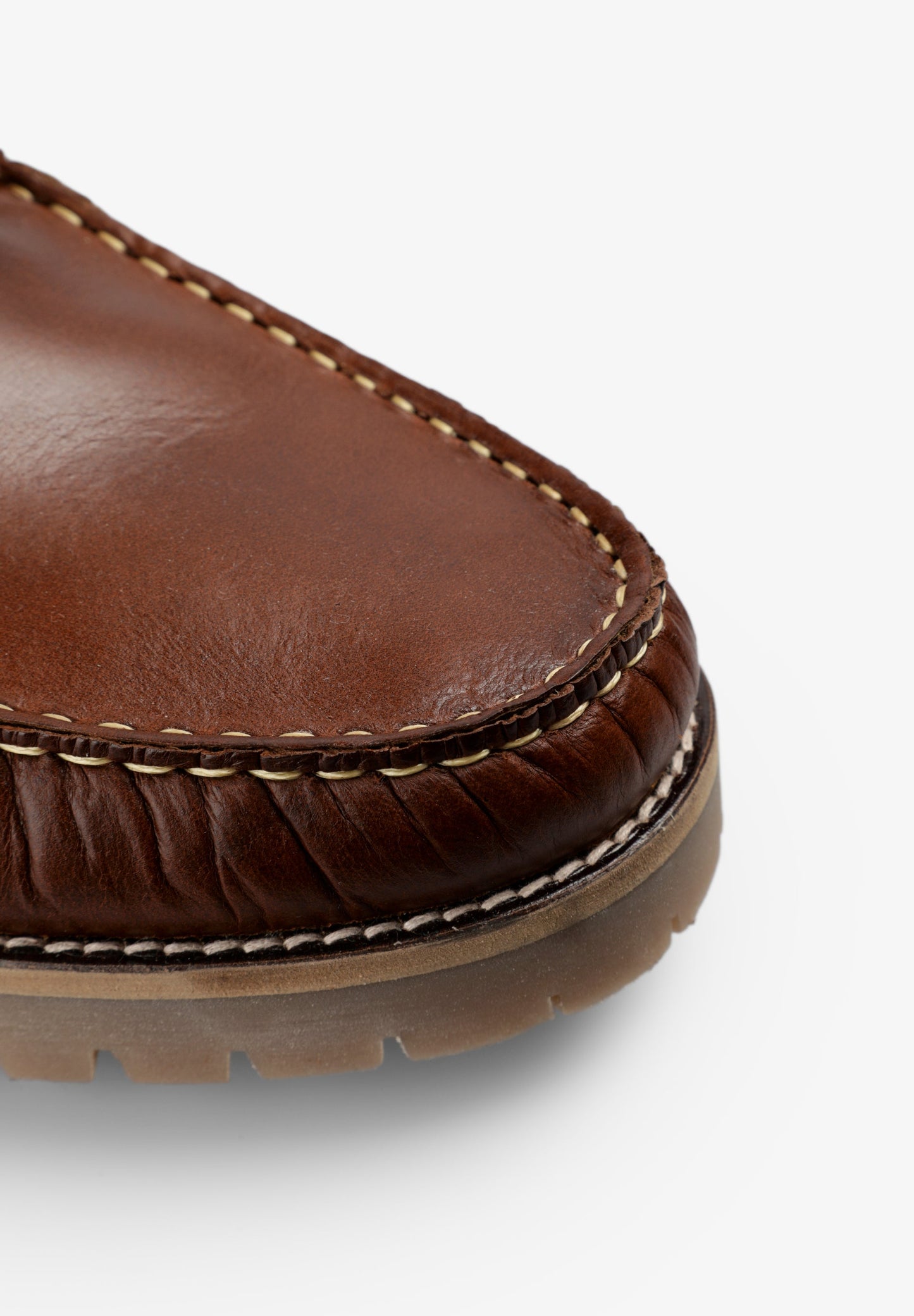 LEATHER DECK SHOES WITH TRACK SOLES