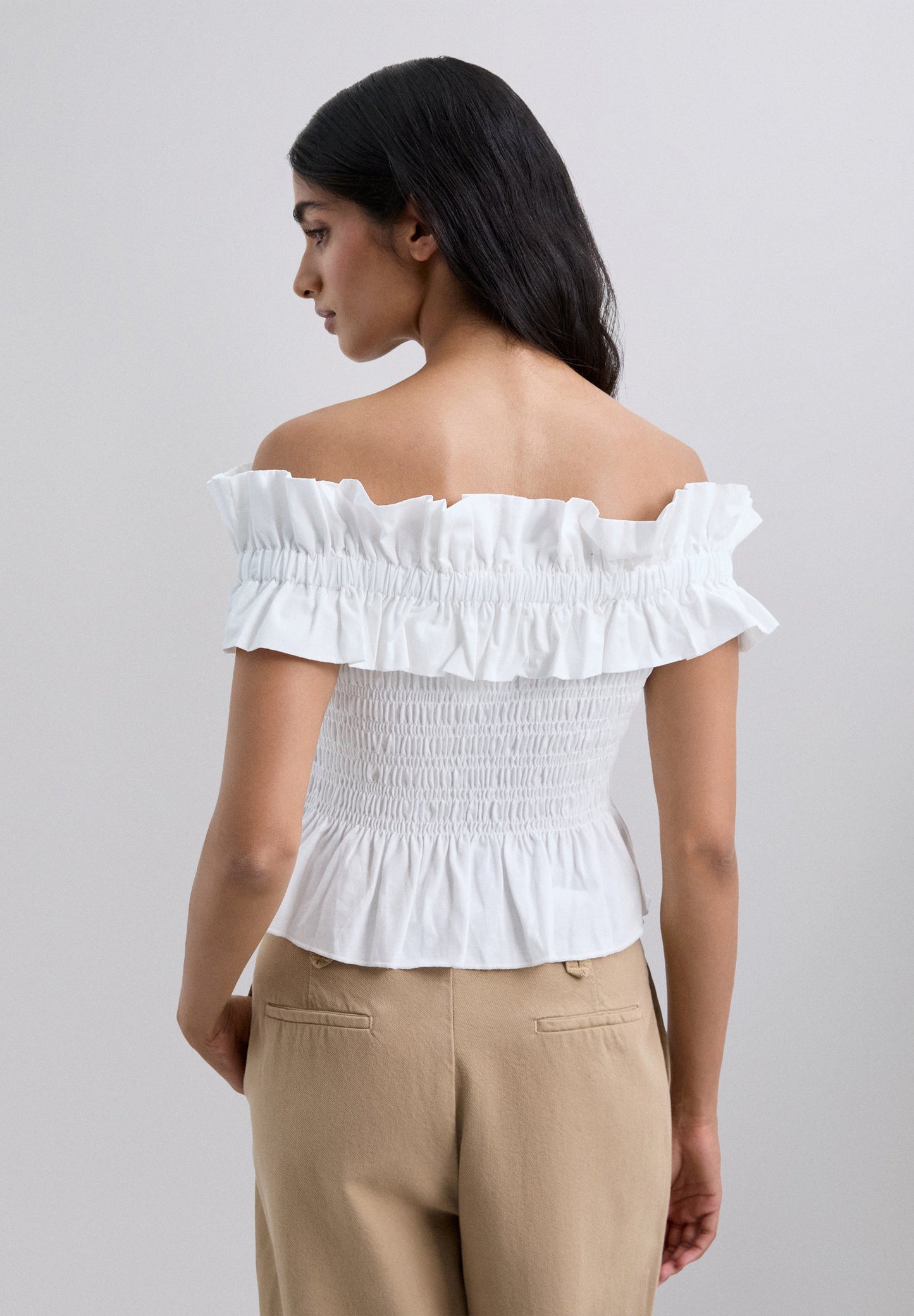 GATHERED RUFFLES TOP