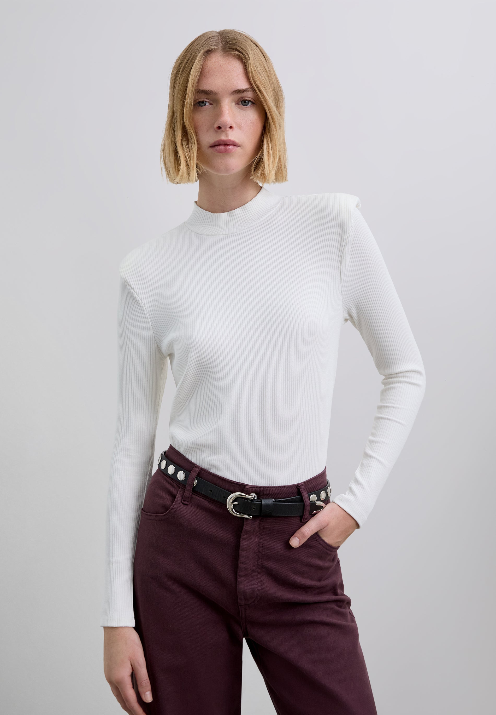 LONG SLEEVE TOP WITH SHOULDER PADS