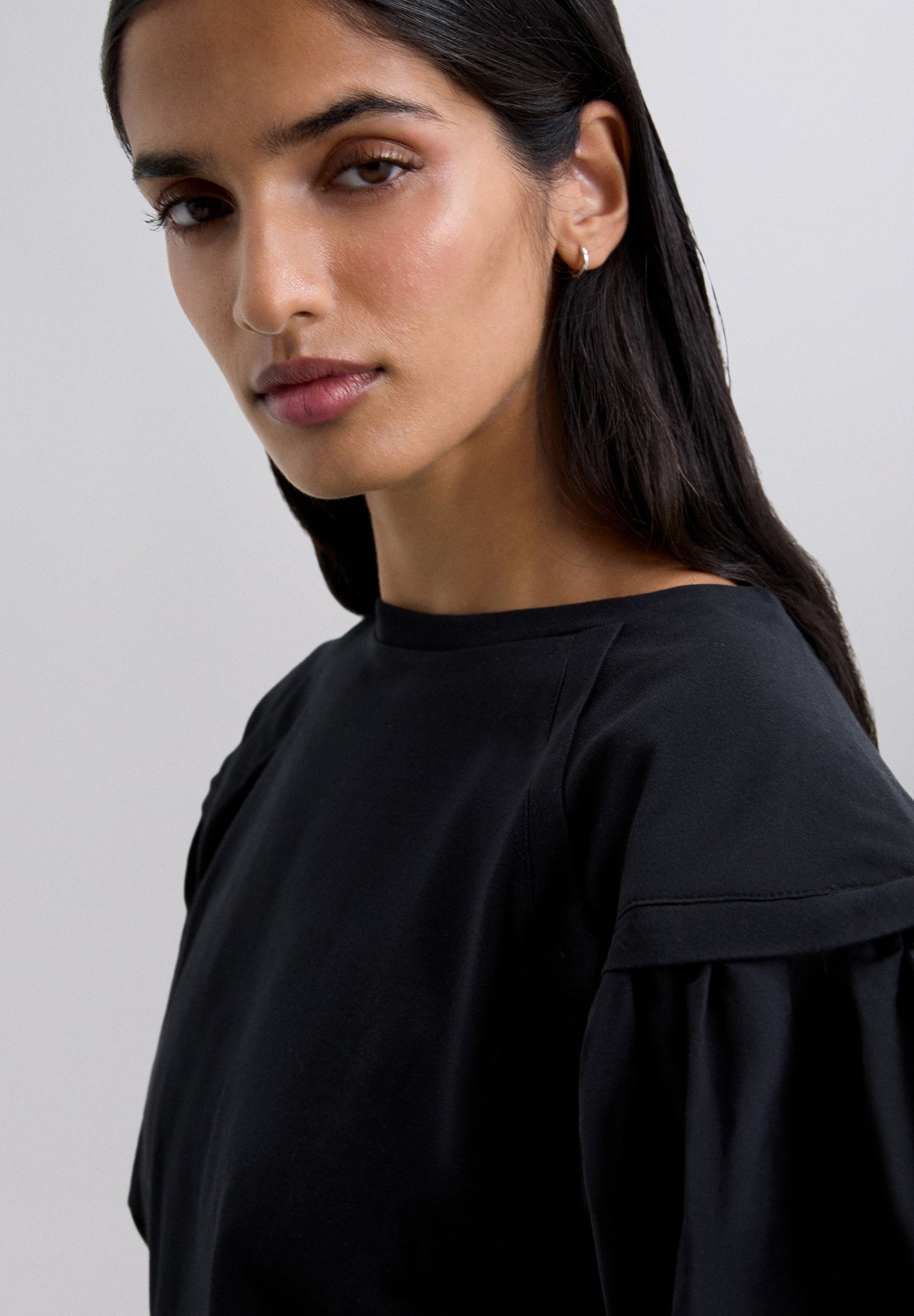 PUFFED SLEEVE T-SHIRT