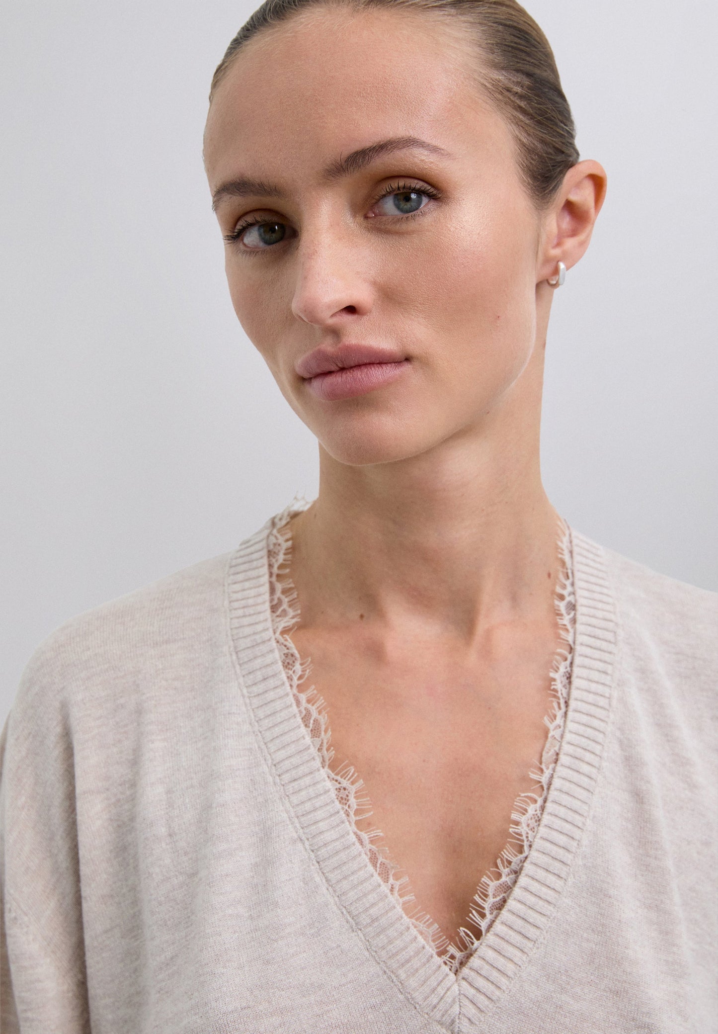 JERSEY ESCOTE V ENCAJE - Scalpers