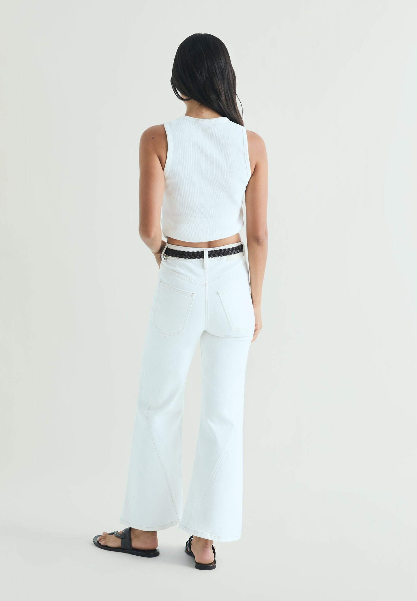 RELAXED FLARED JEANS