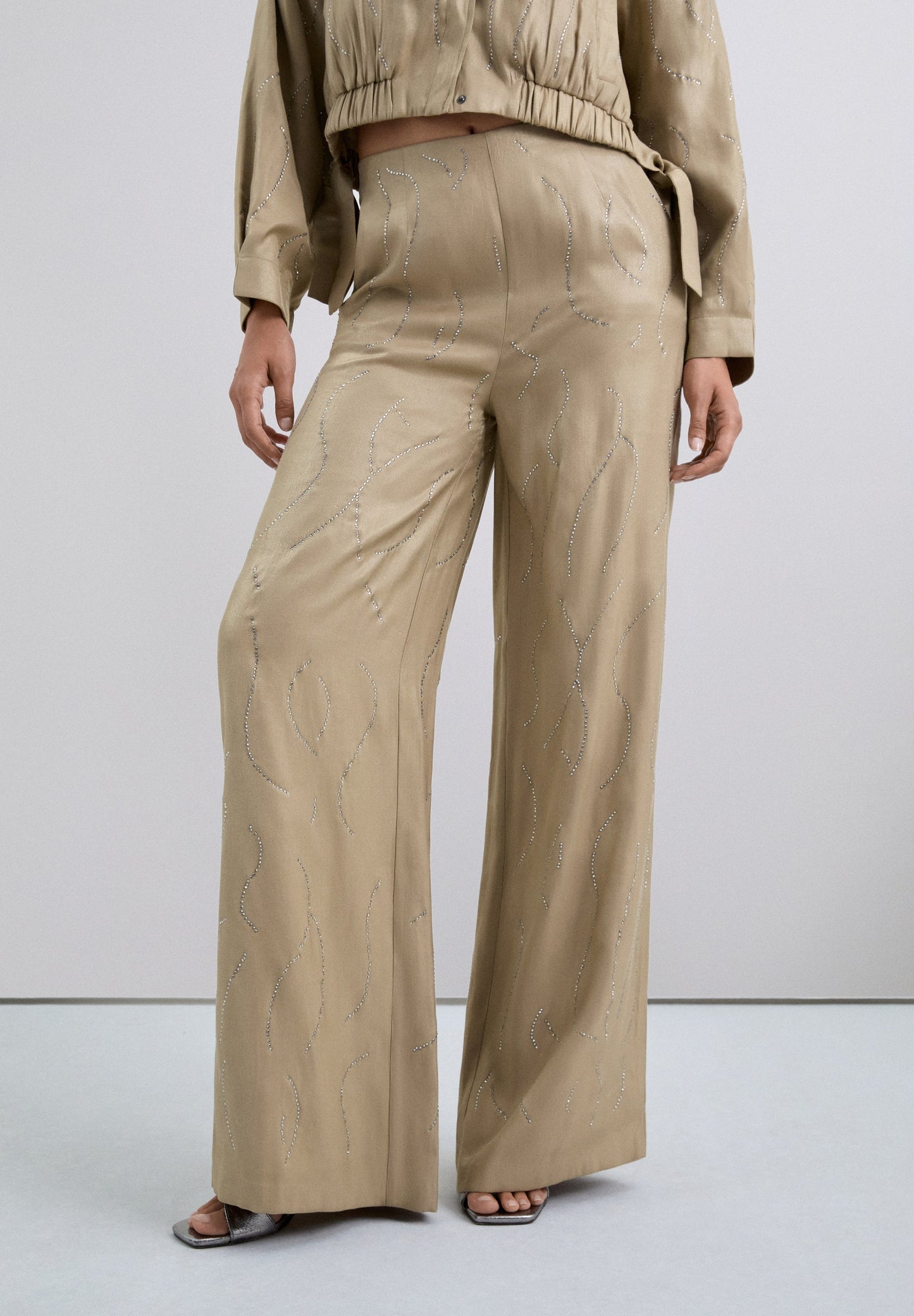 FLOWING TROUSERS WITH RHINESTONES