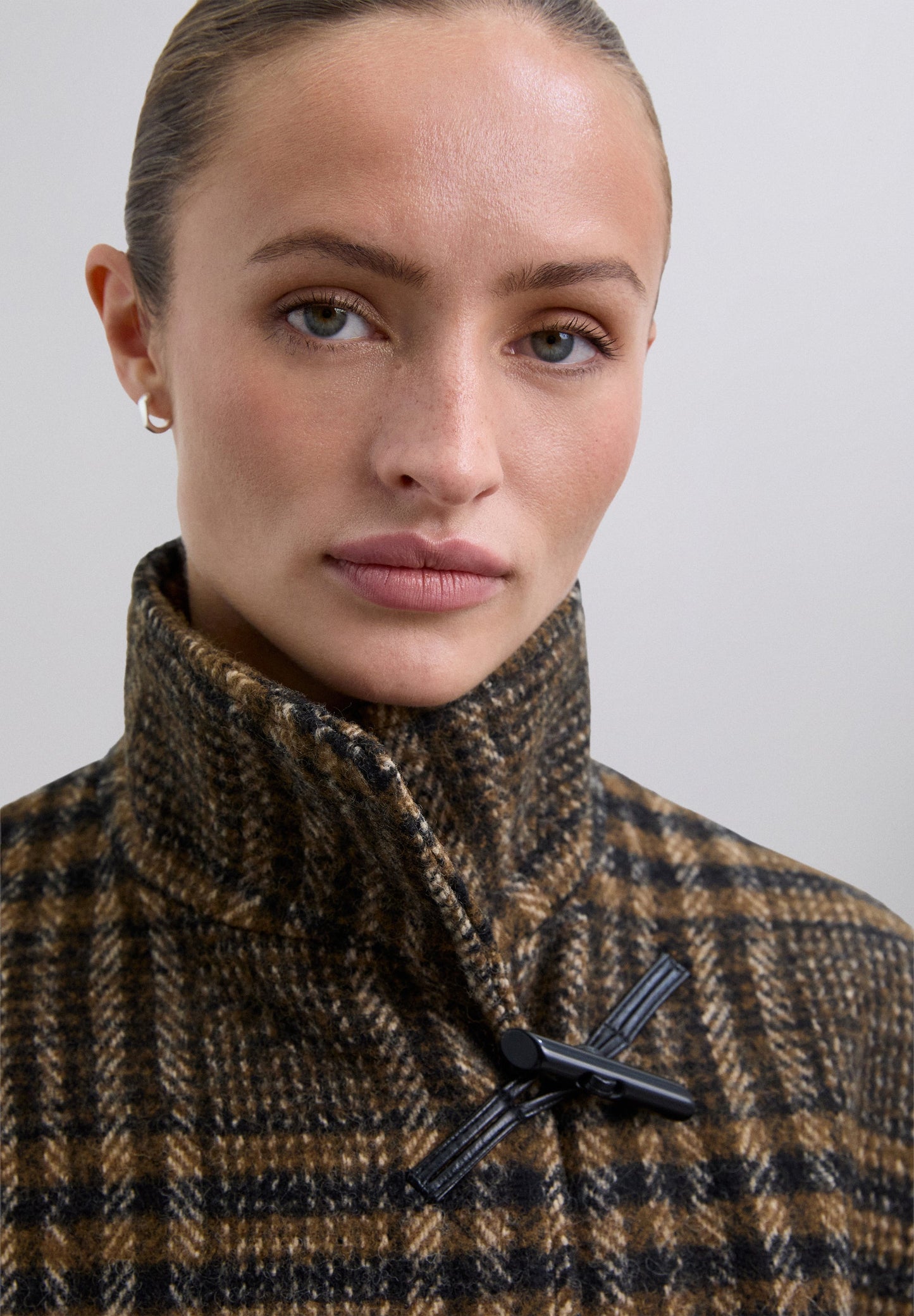 SHORT CHECKED WOOL COAT