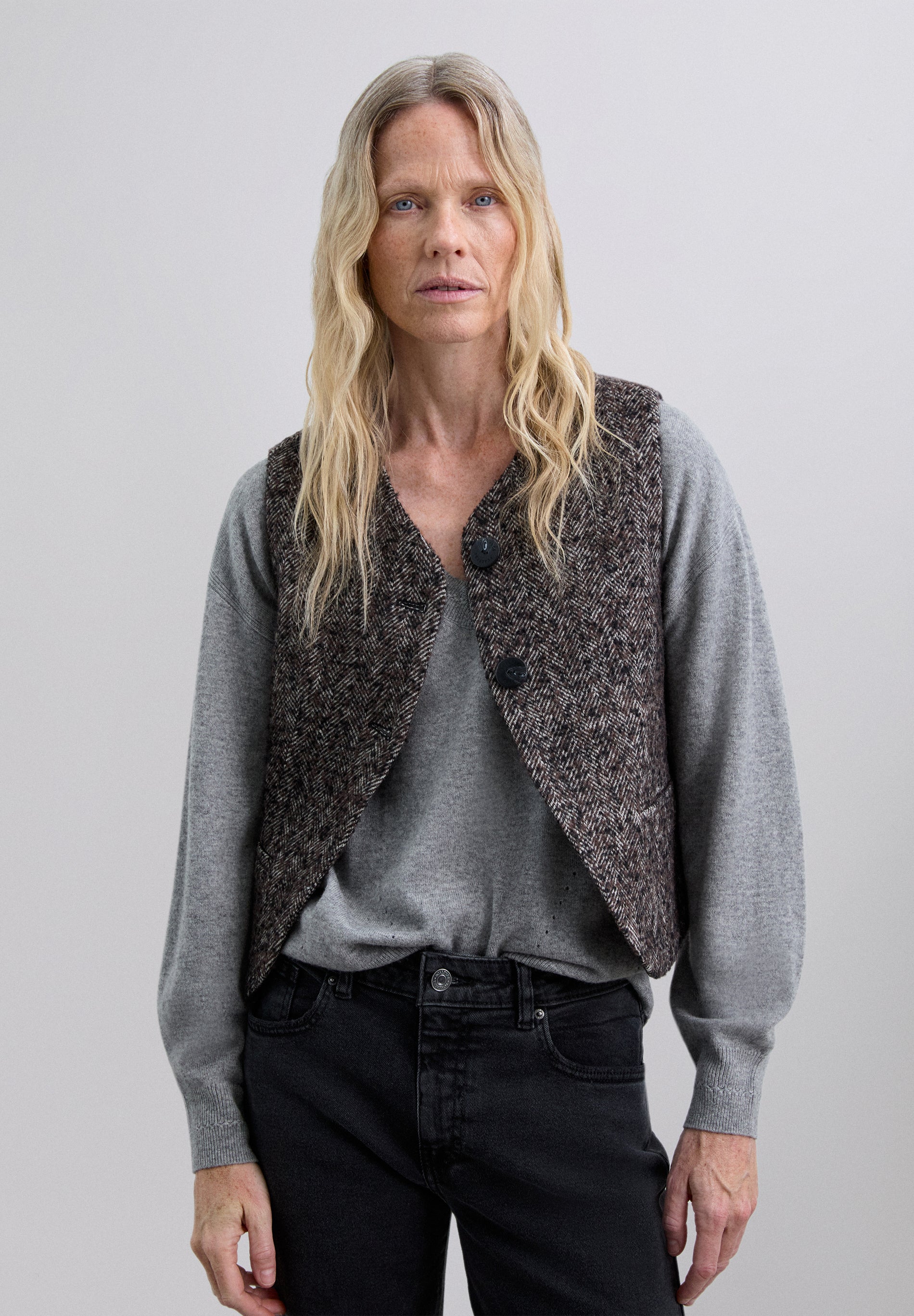 FITTED HERRINGBONE WAISTCOAT