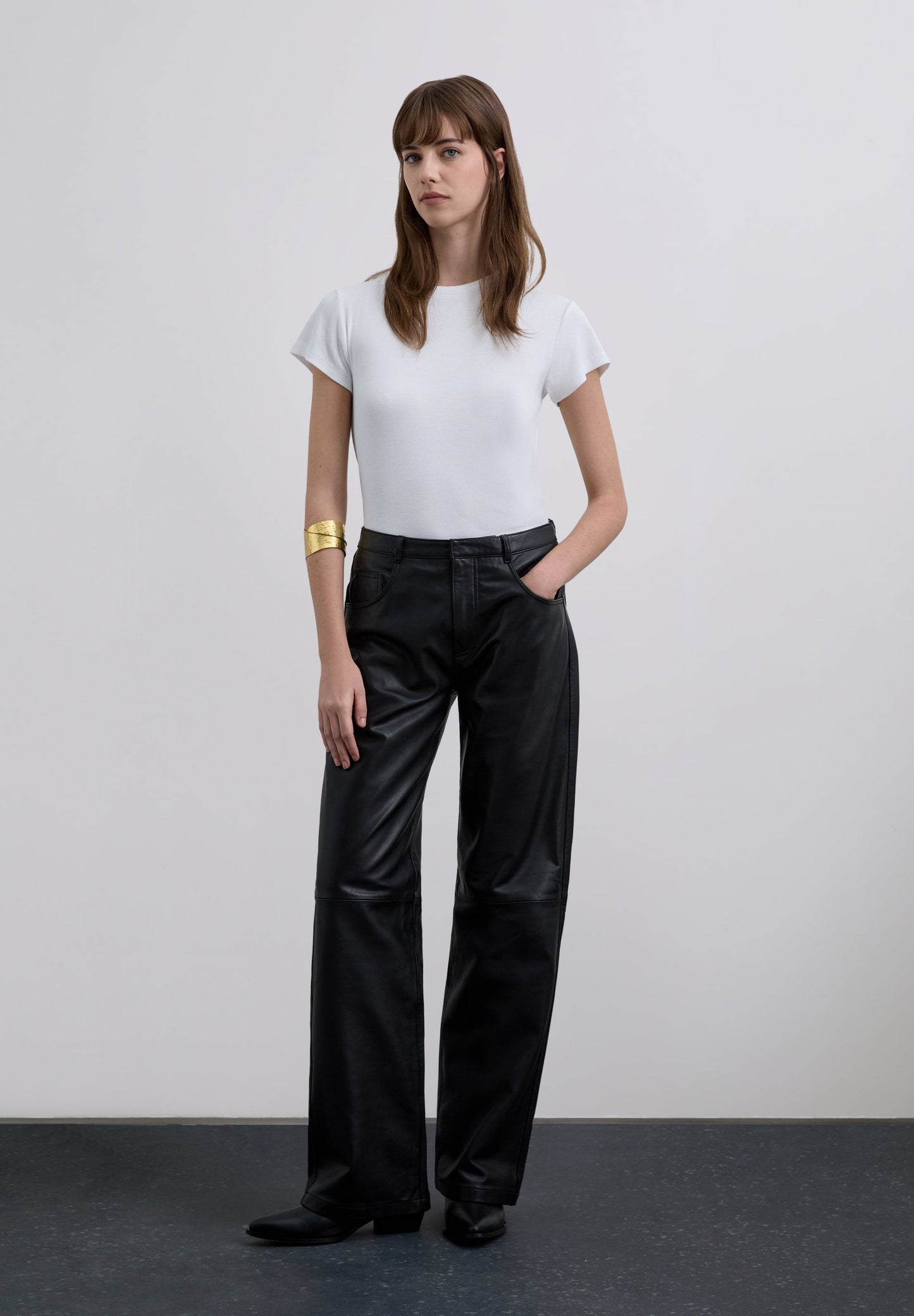 CUTOUT T-SHIRT WITH RHINESTONE DETAIL