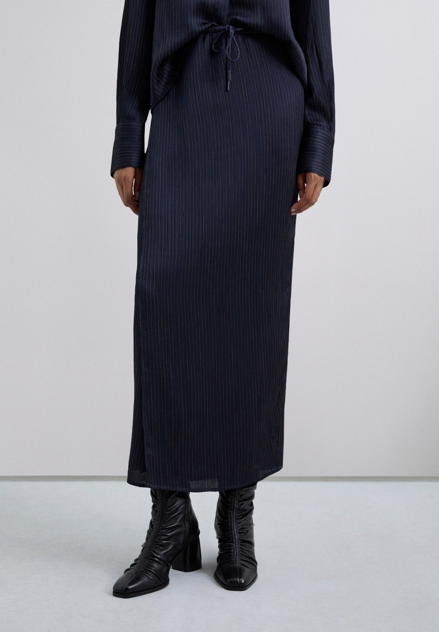 LONG PINSTRIPE SKIRT