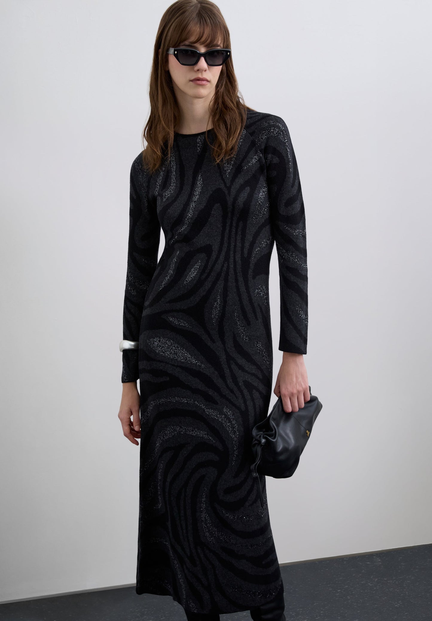 LONG PRINTED KNIT DRESS