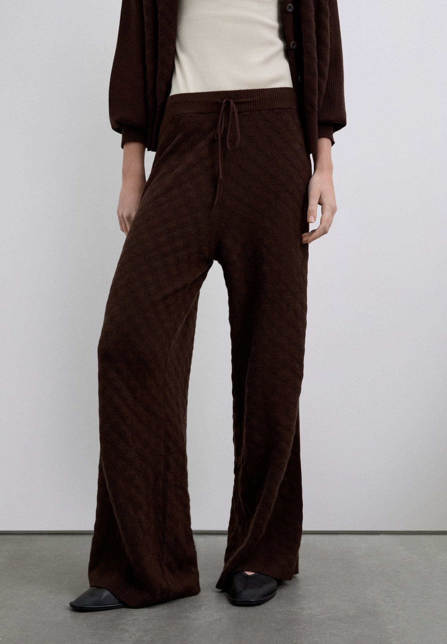 CONTRAST FULL LENGTH TROUSERS