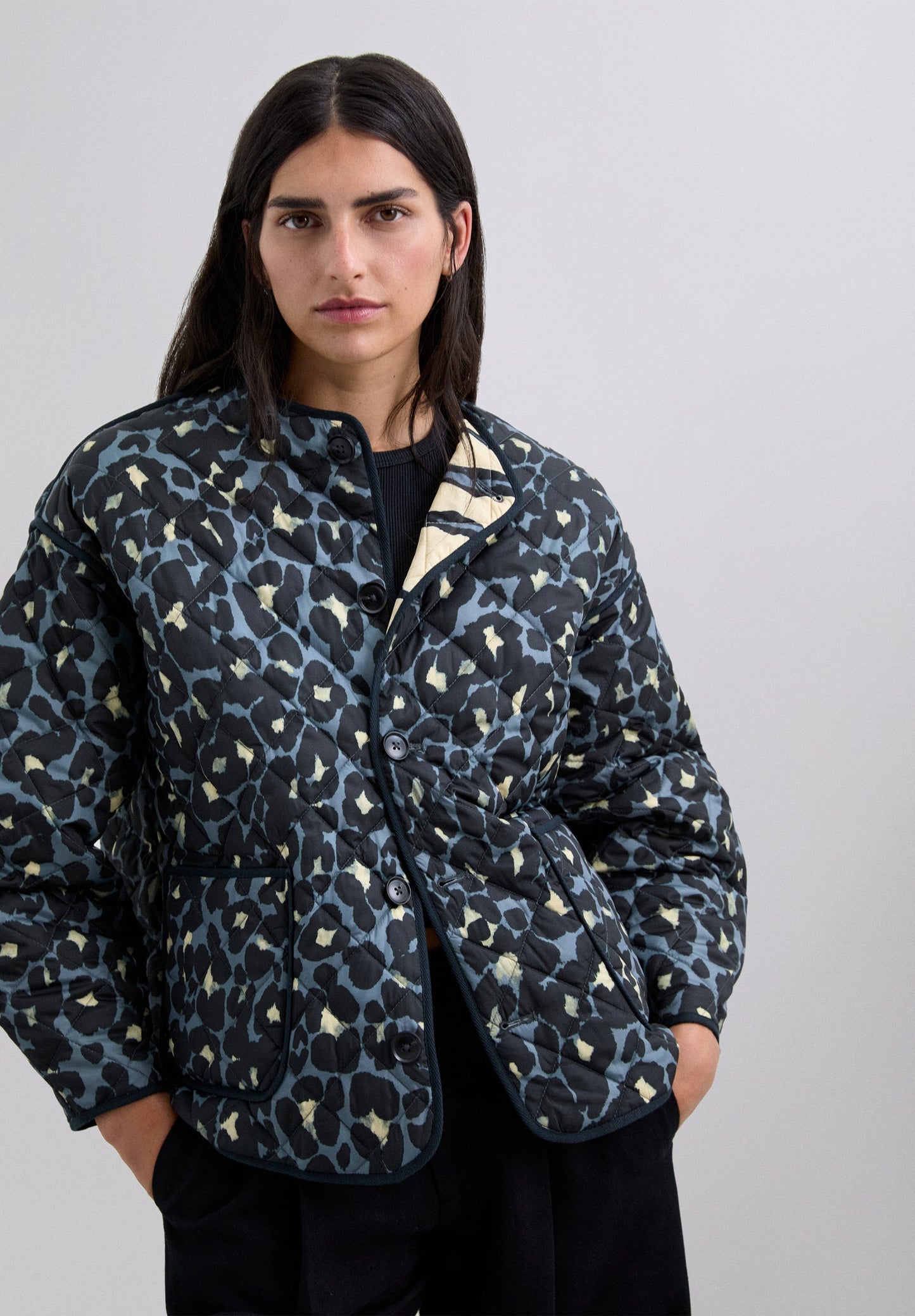 ANIMAL PRINT REVERSIBLE JACKET