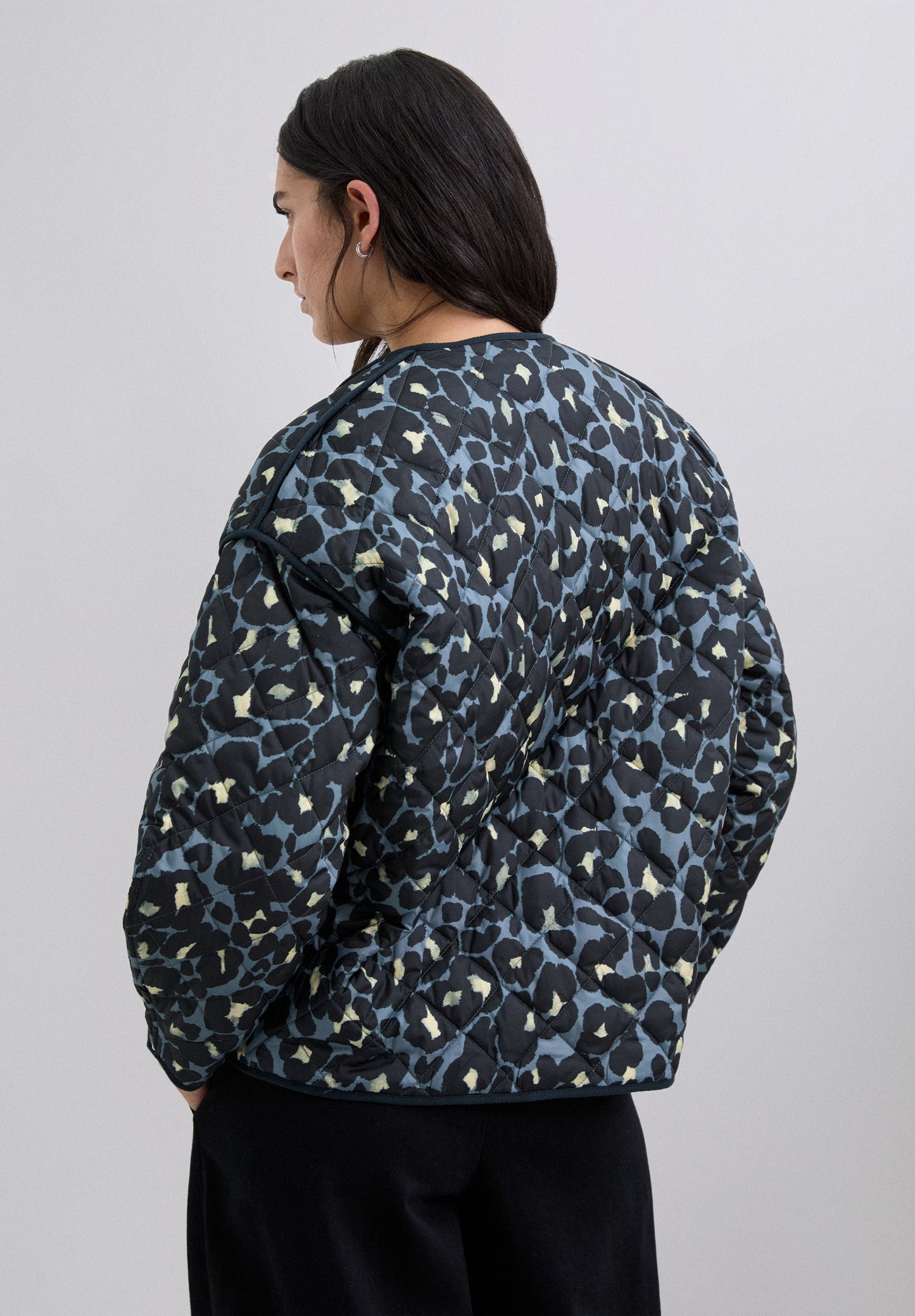 ANIMAL PRINT REVERSIBLE JACKET