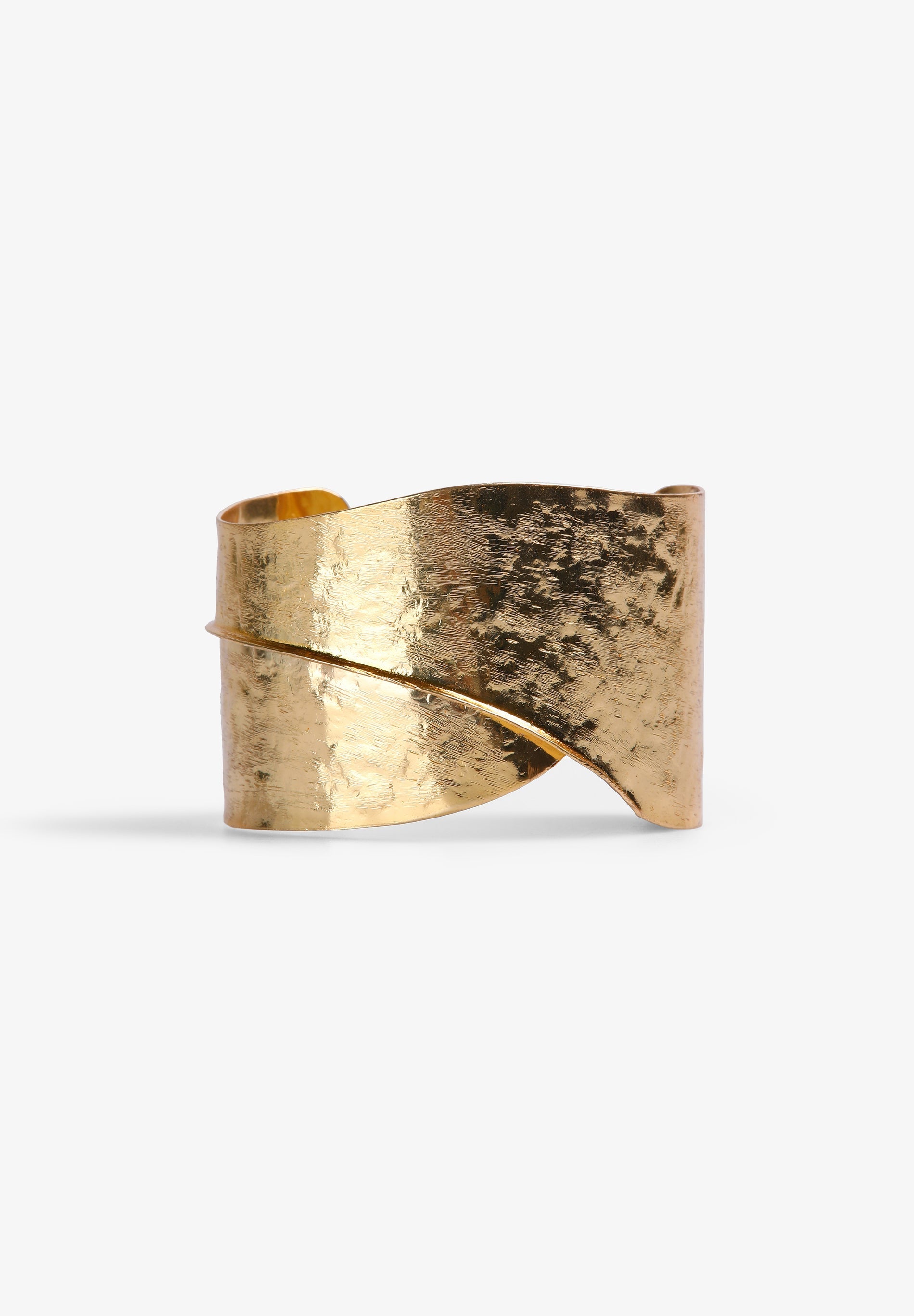 GOLD TONE BRACELET