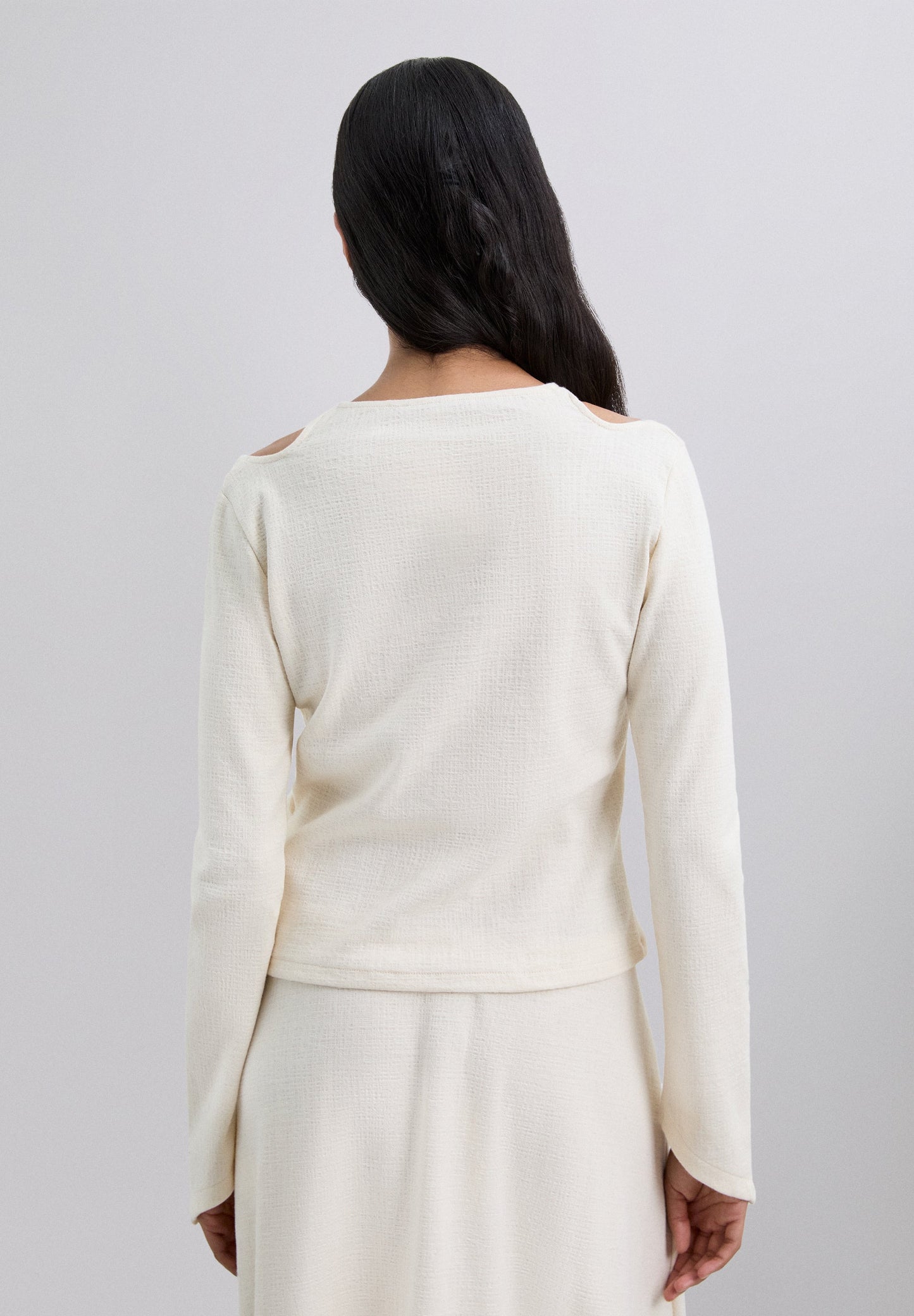 ASYMMETRIC LONG SLEEVE T-SHIRT