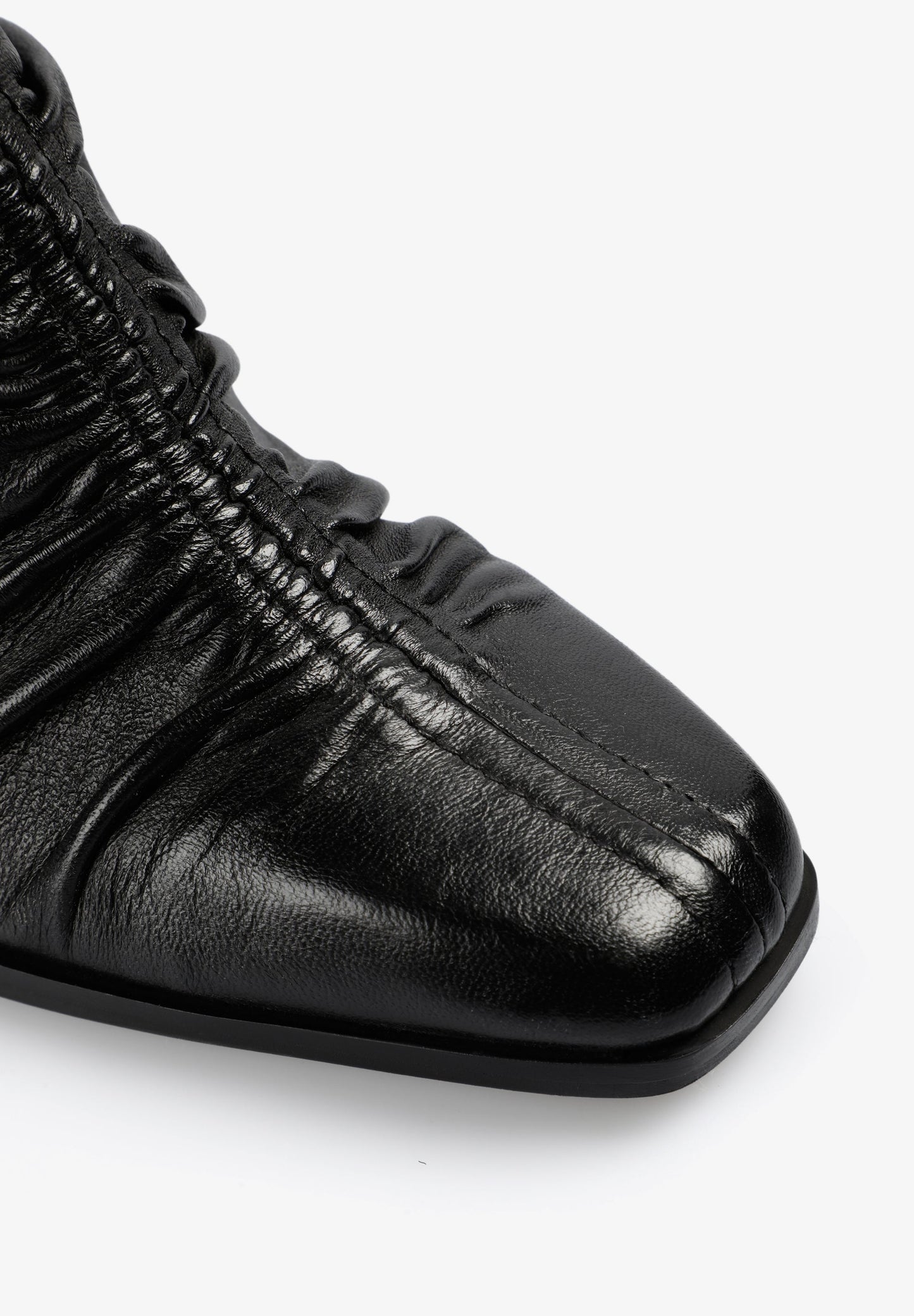 SCBSANANAWRINKLEDSOFT BOOTS