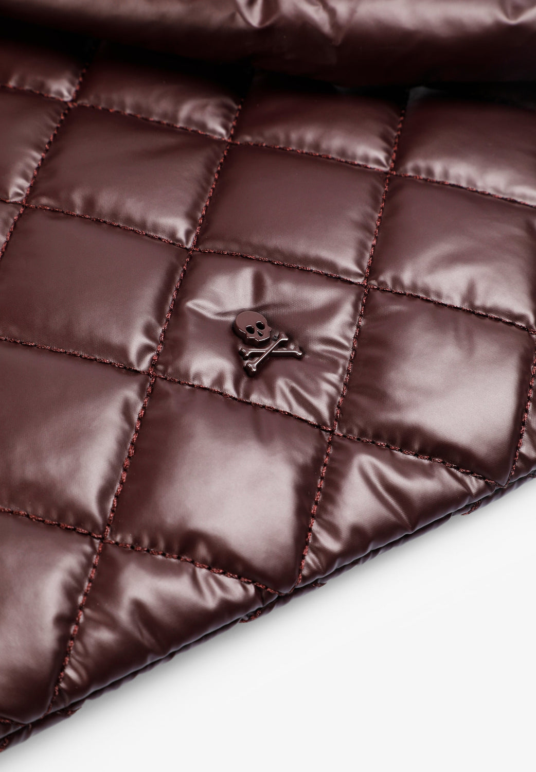 PORTFOLIO ACOLCHADO CALAVERA - Scalpers