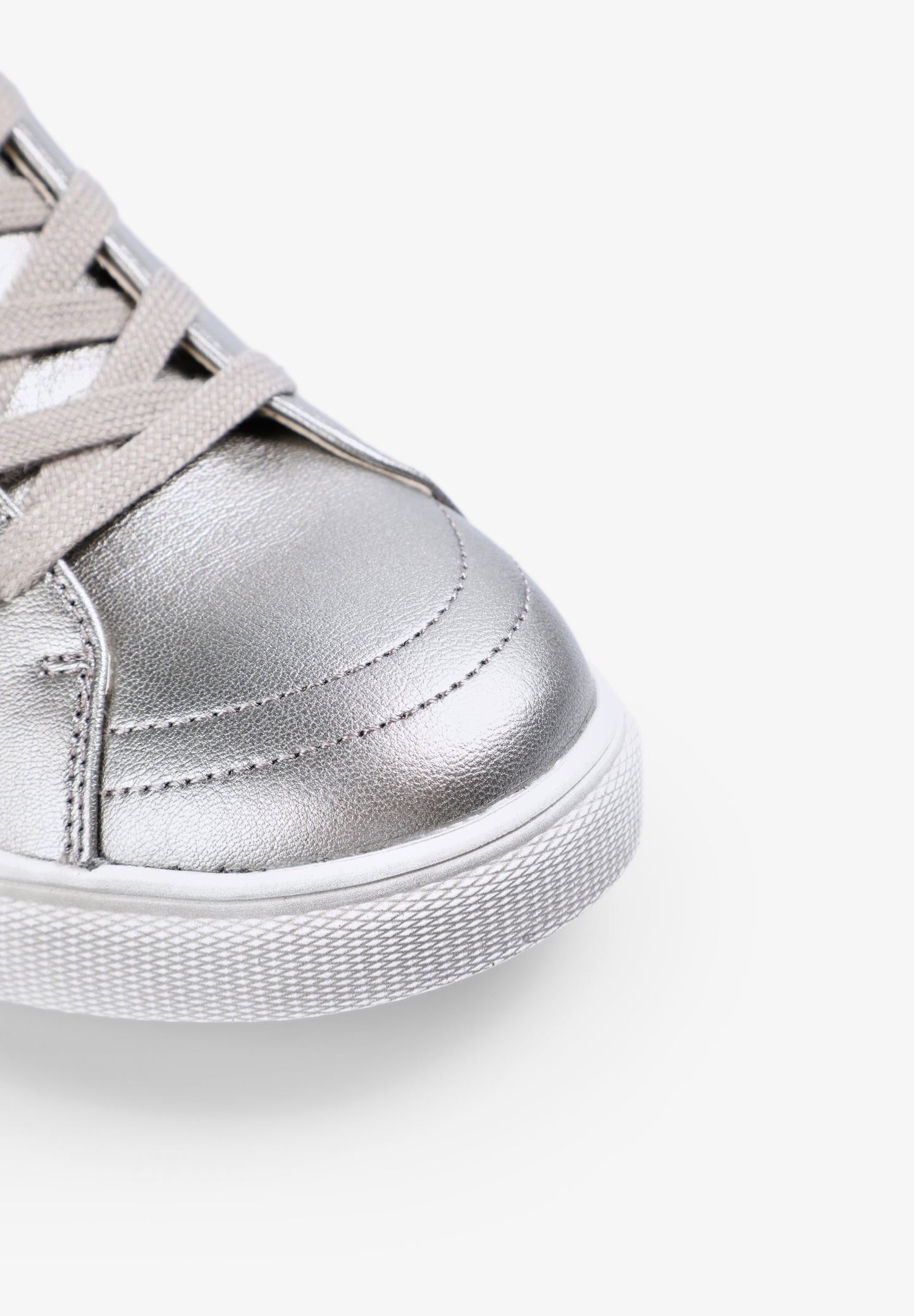 HIGH TOP LEATHER SKULL SNEAKERS