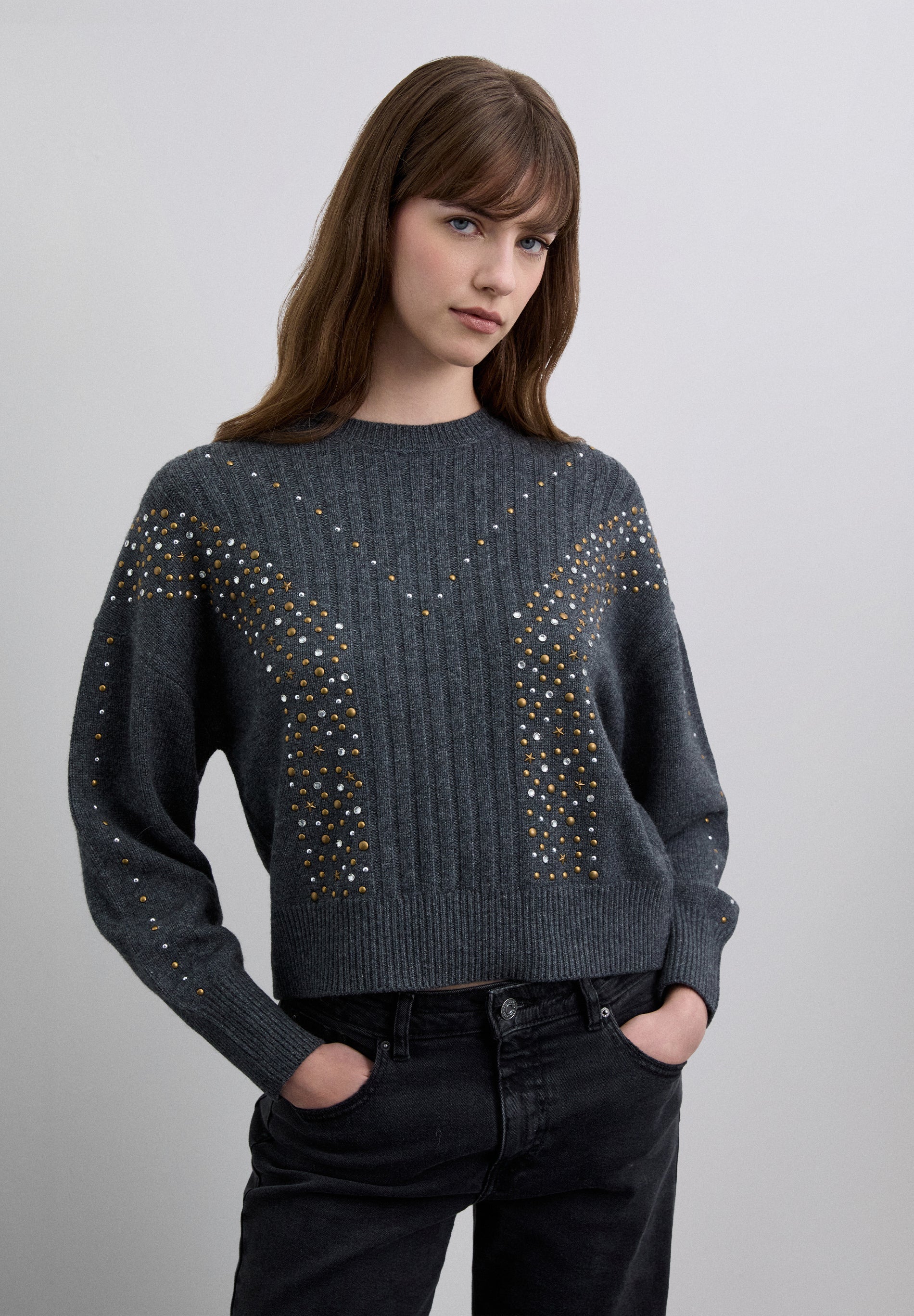 STUDDED RIB KNIT SWEATER