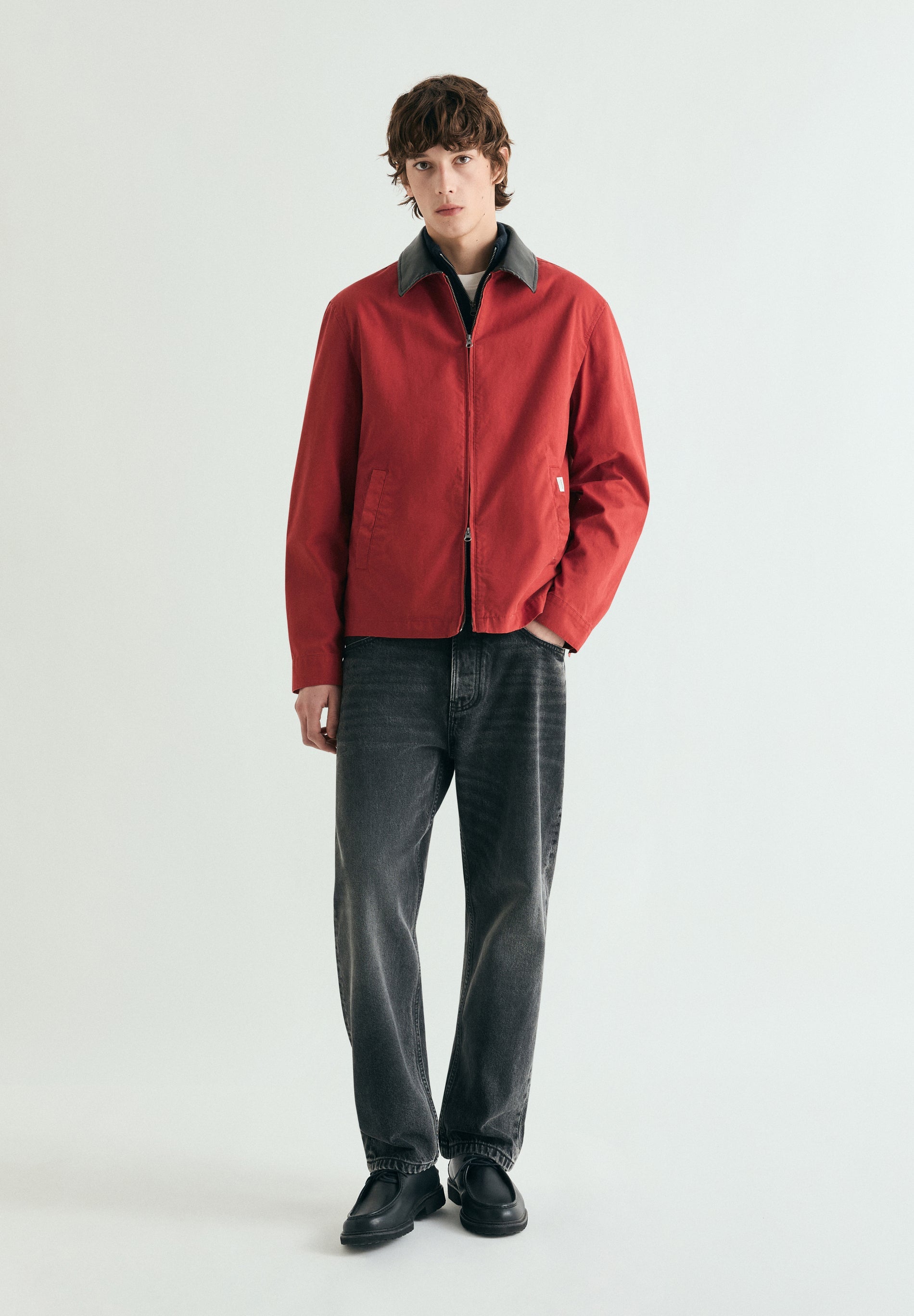 BOMBER JACKET WITH CONTRAST COLLAR