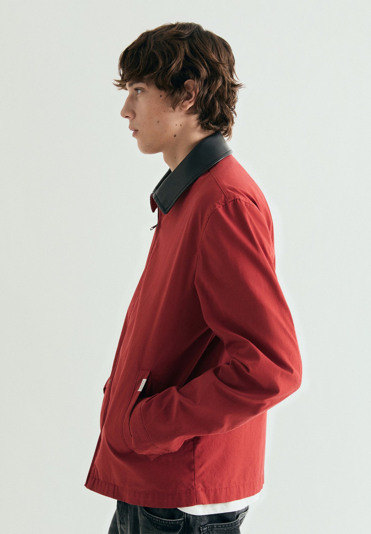 BOMBER JACKET WITH CONTRAST COLLAR