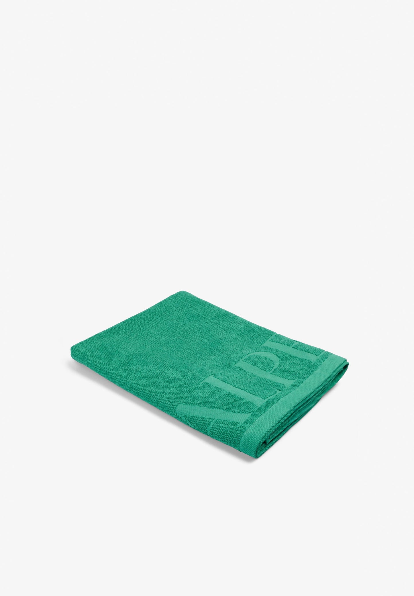 TOWEL WITH SKULL LOGO