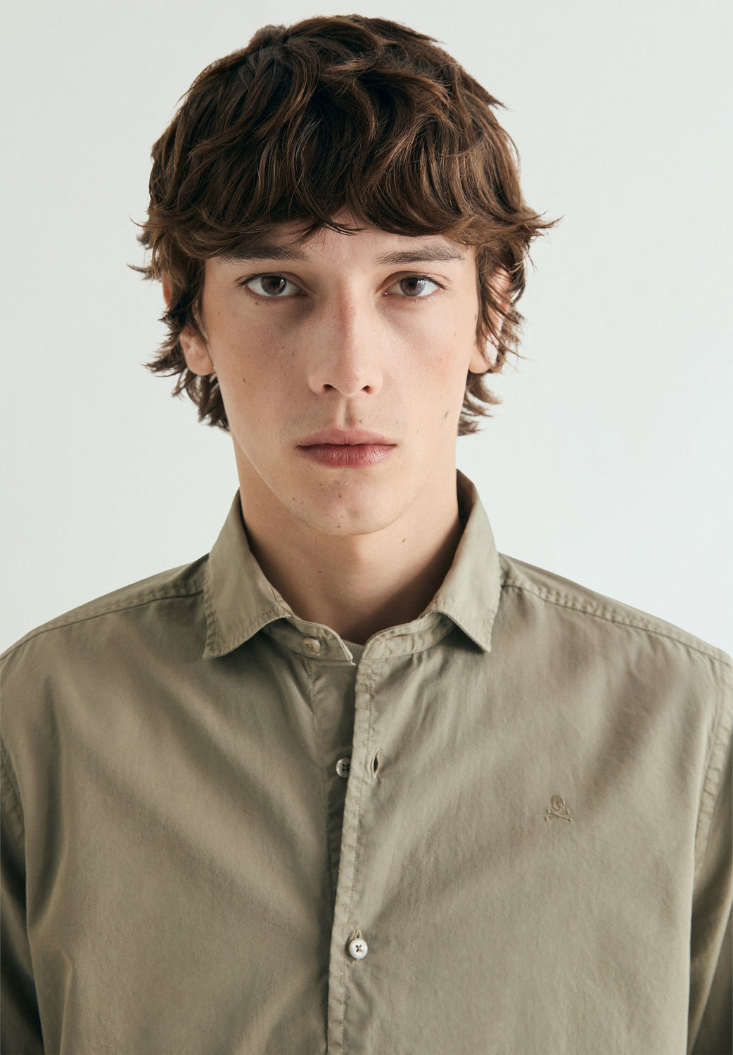 CAMISA REGULAR FIT BORDADA - Scalpers